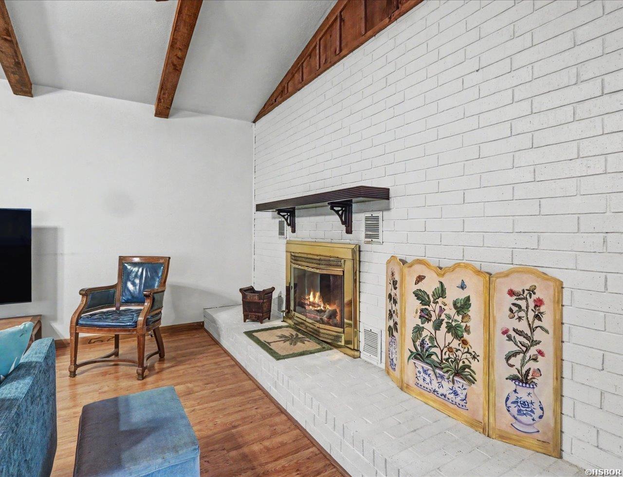 186 Echo Point Property Photo 8