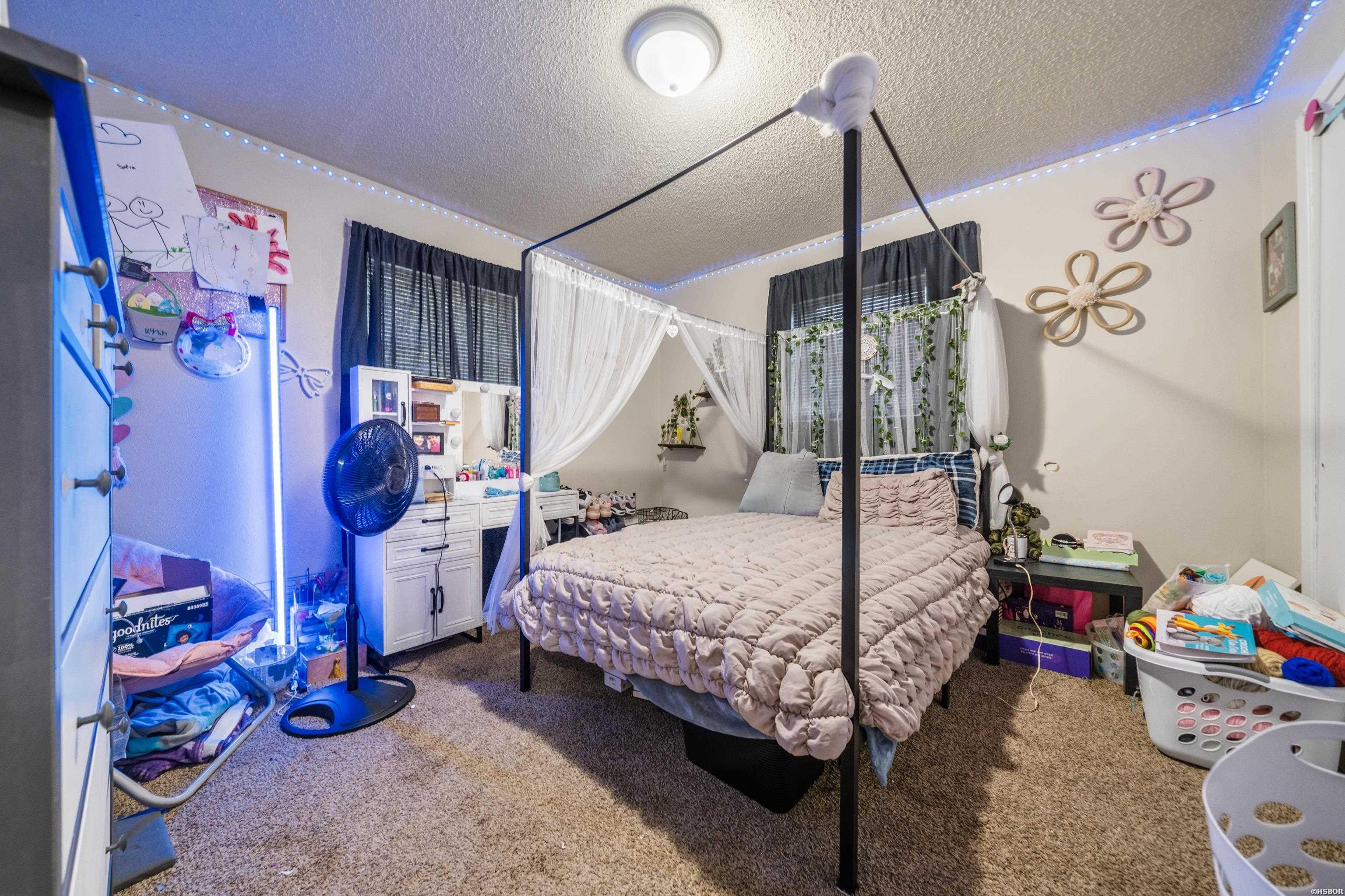 104 Clyde Property Photo 16