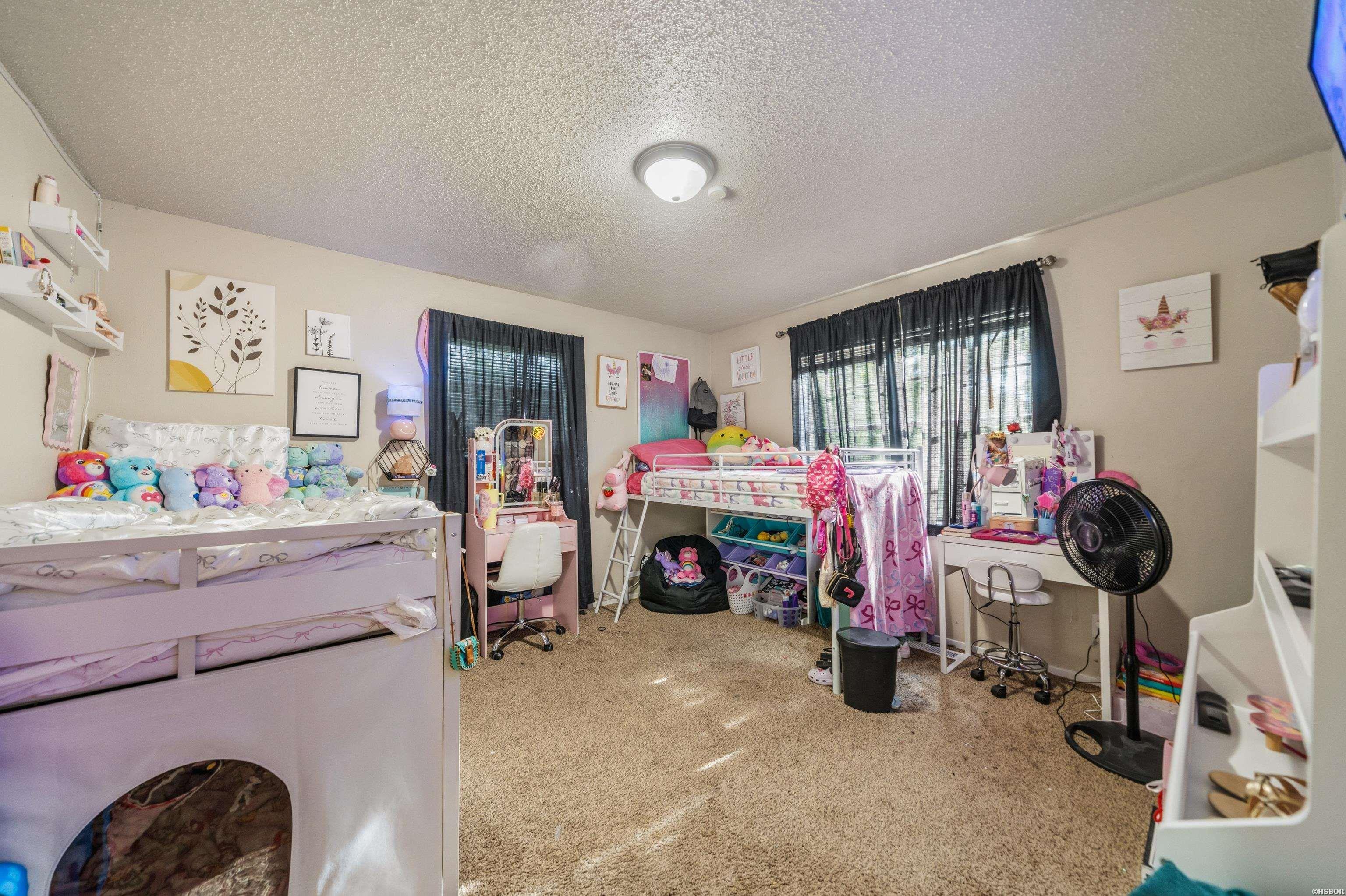 104 Clyde Property Photo 18