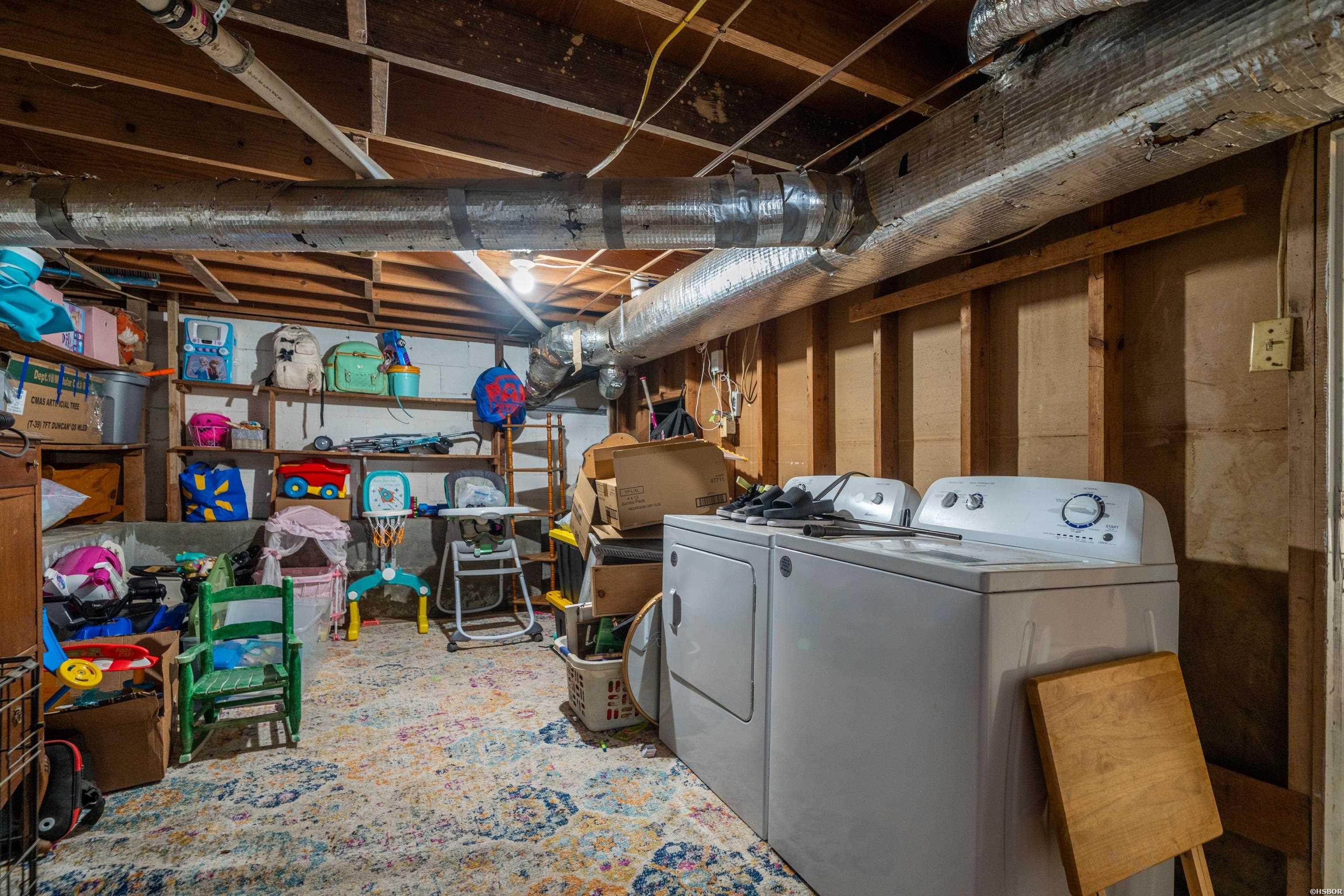 104 Clyde Property Photo 28