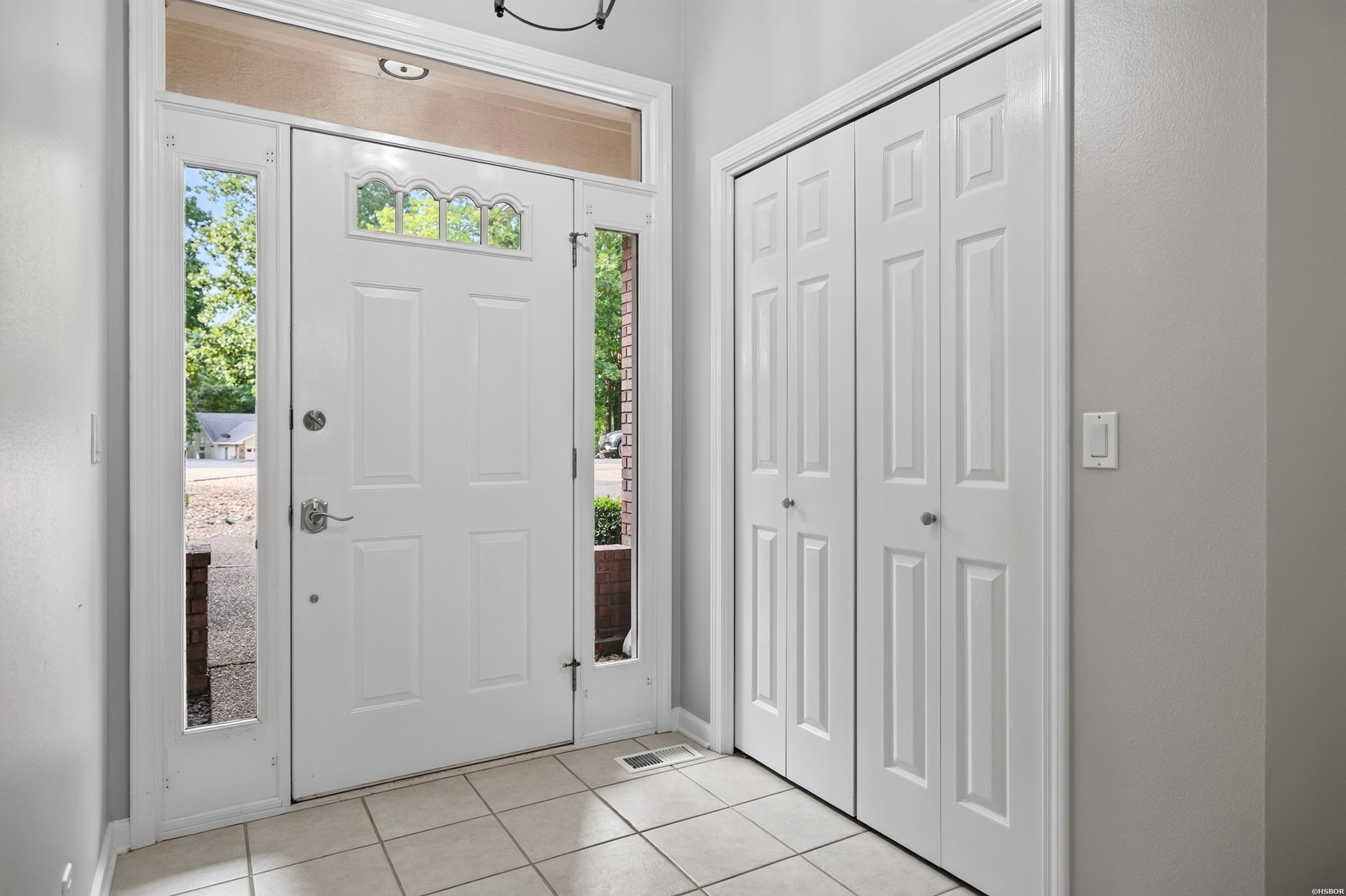 3 Magellan Circle Property Photo 9