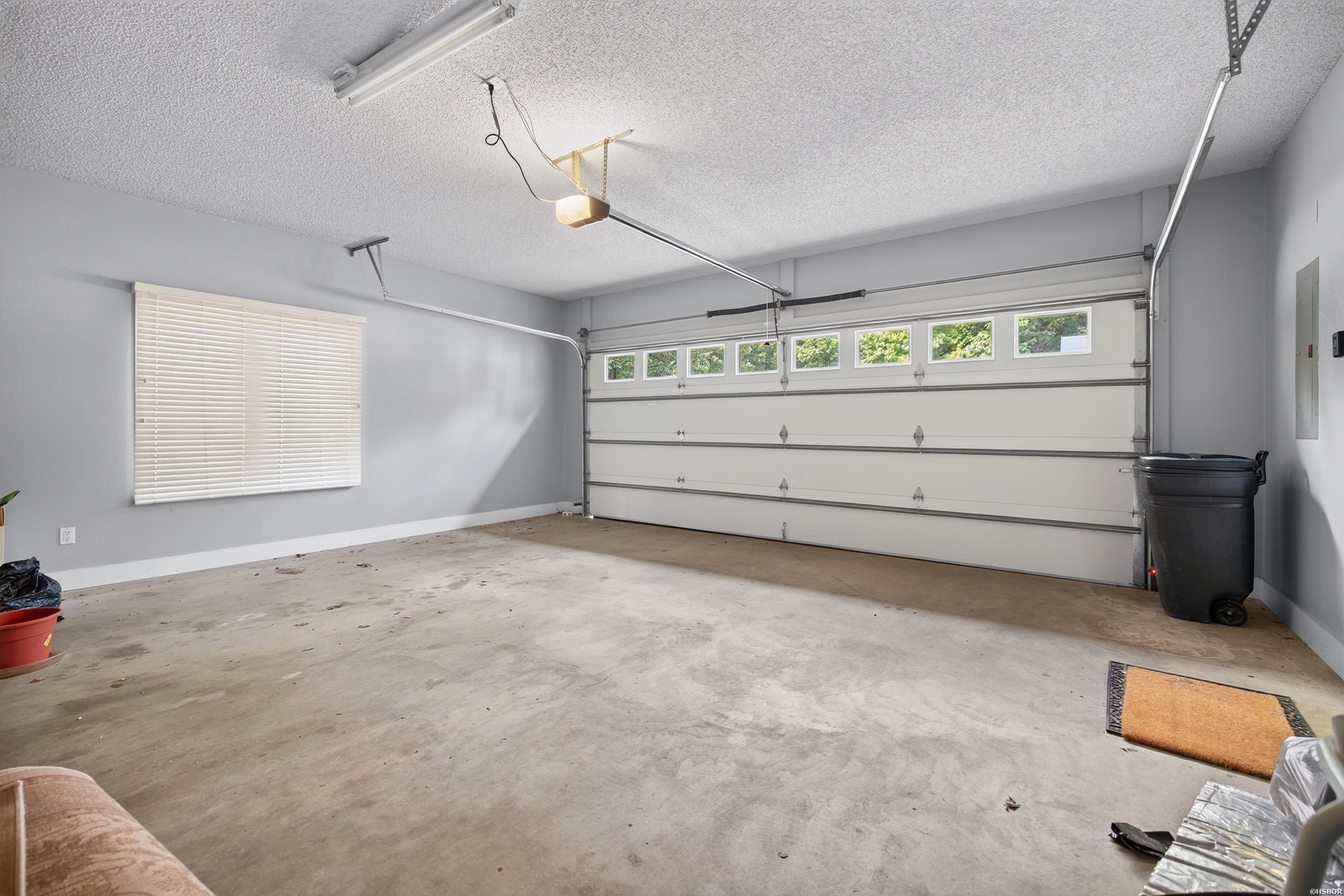 3 Magellan Circle Property Photo 18