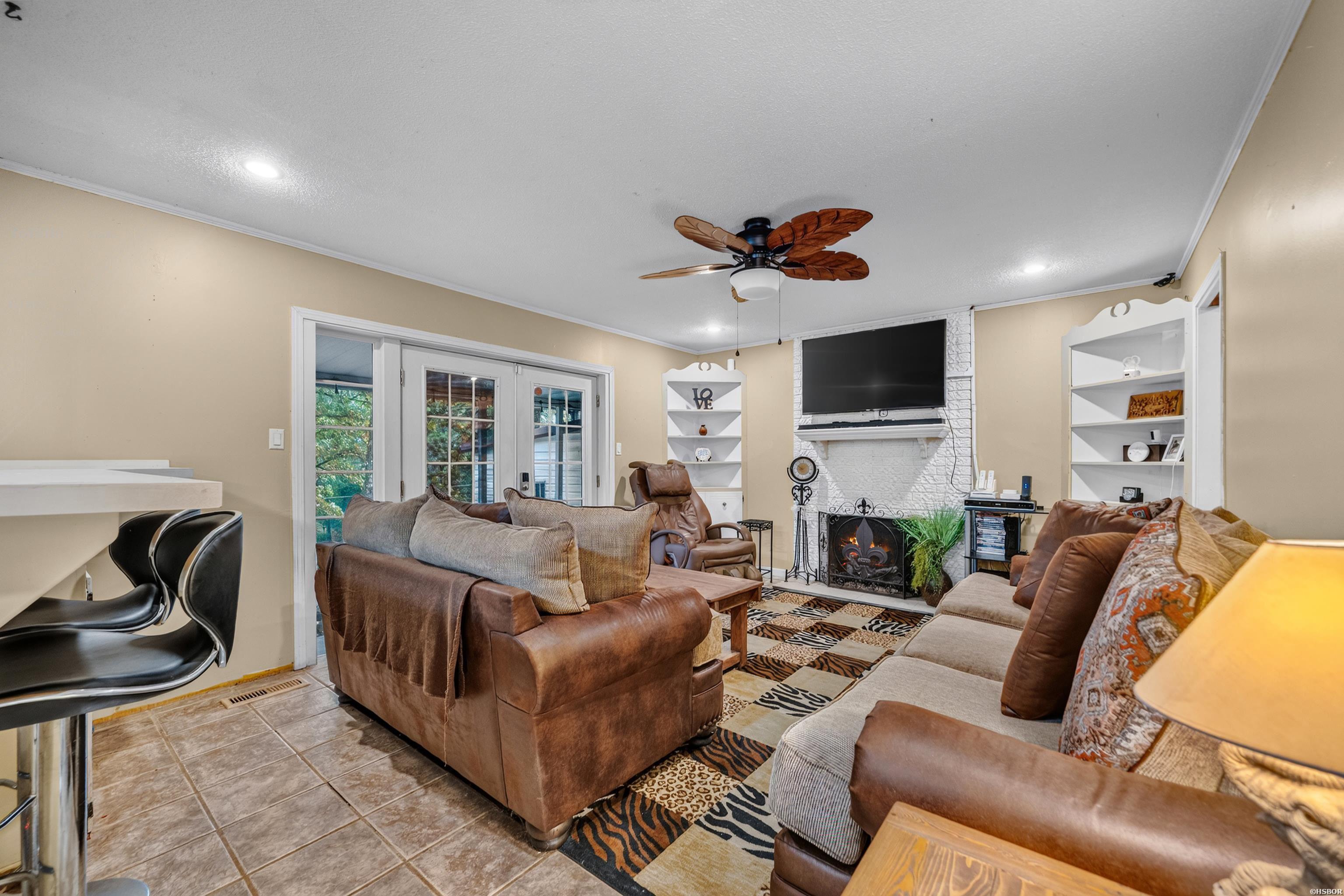 611 Ridgeview Property Photo 8