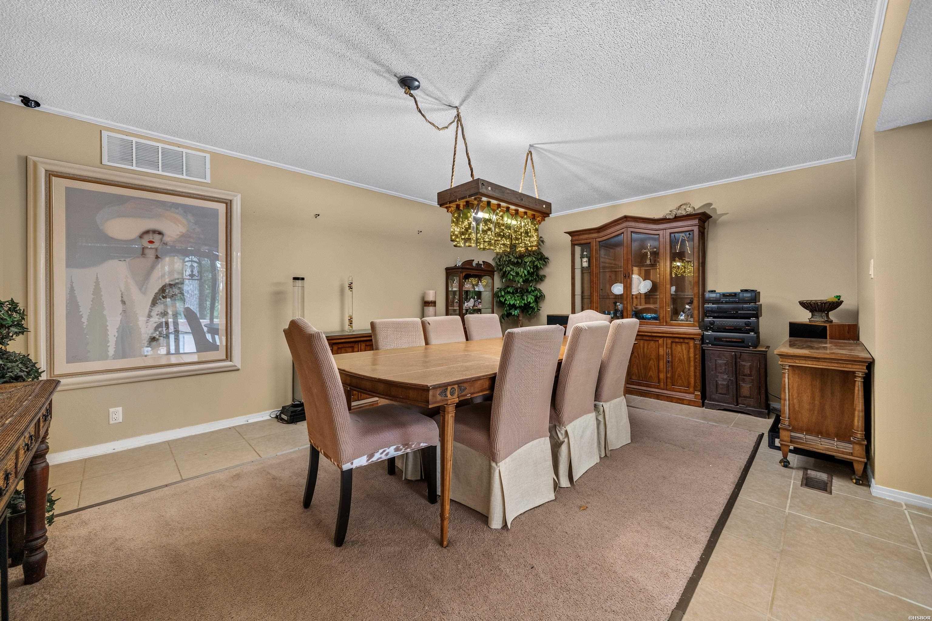 611 Ridgeview Property Photo 14