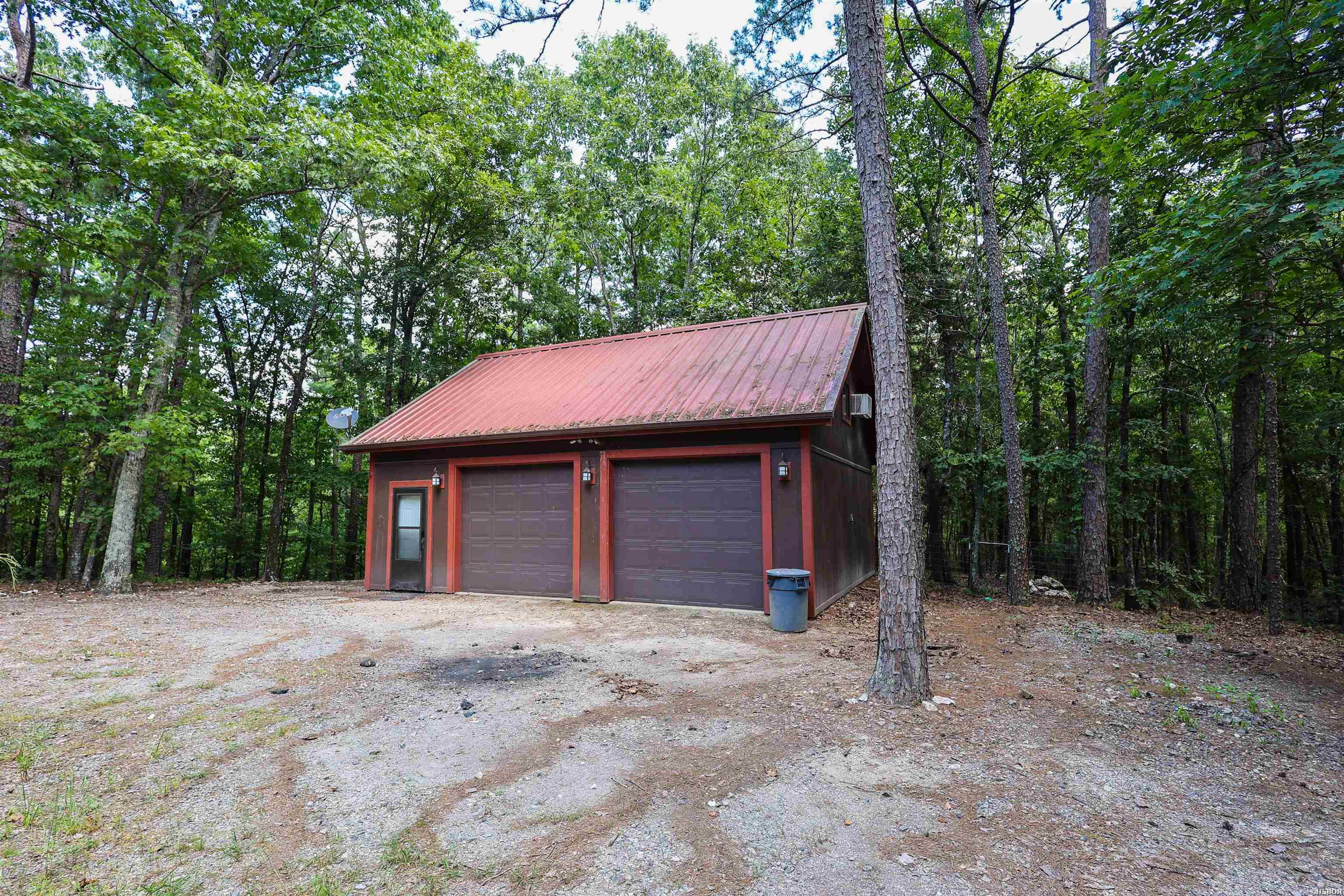 2894 Southfork Road Property Photo 12