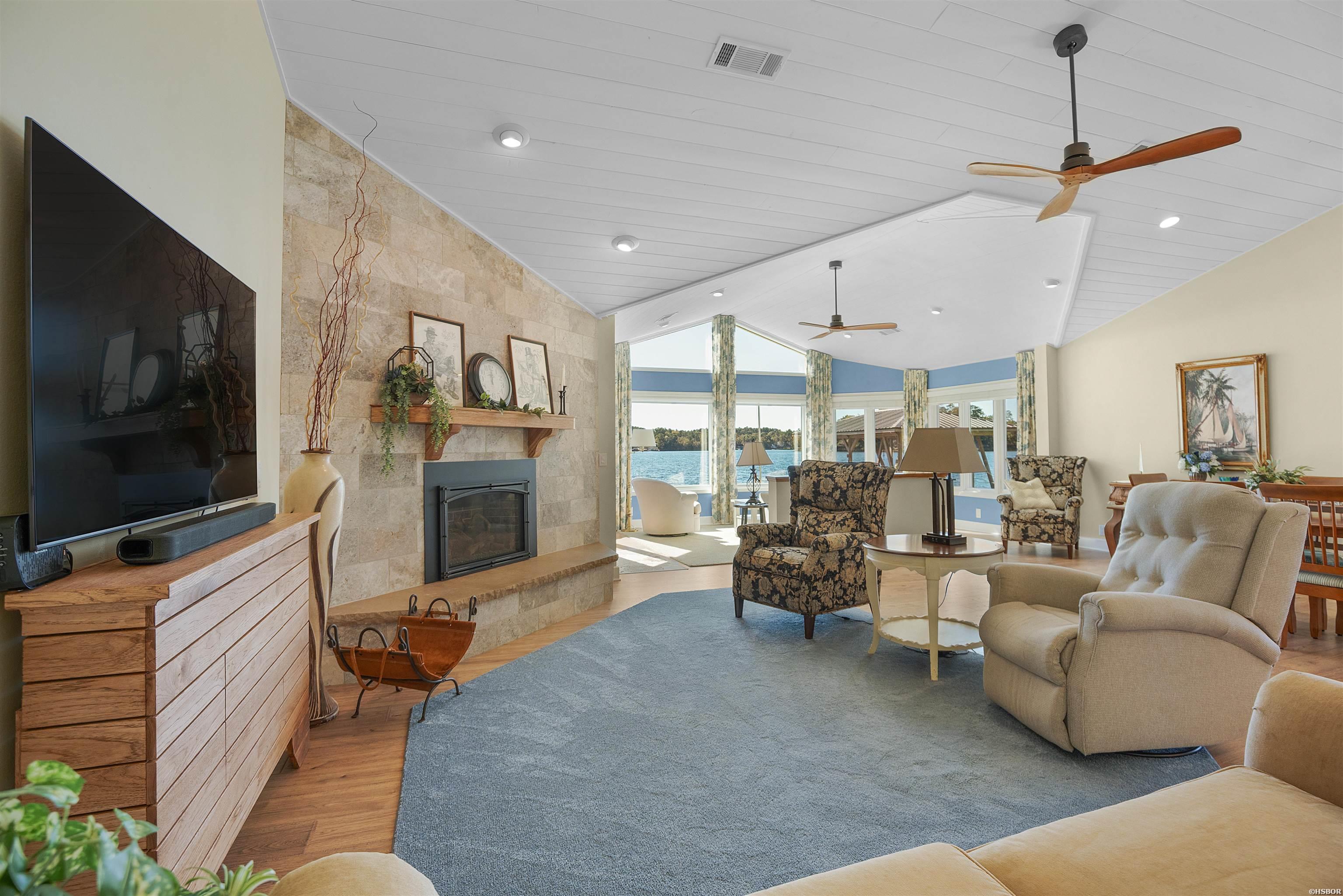 13 Adoracion Point Property Photo 5