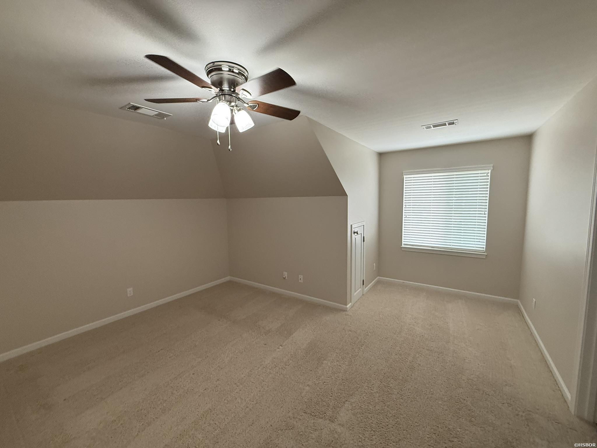 102 Sunflower Street Property Photo 12
