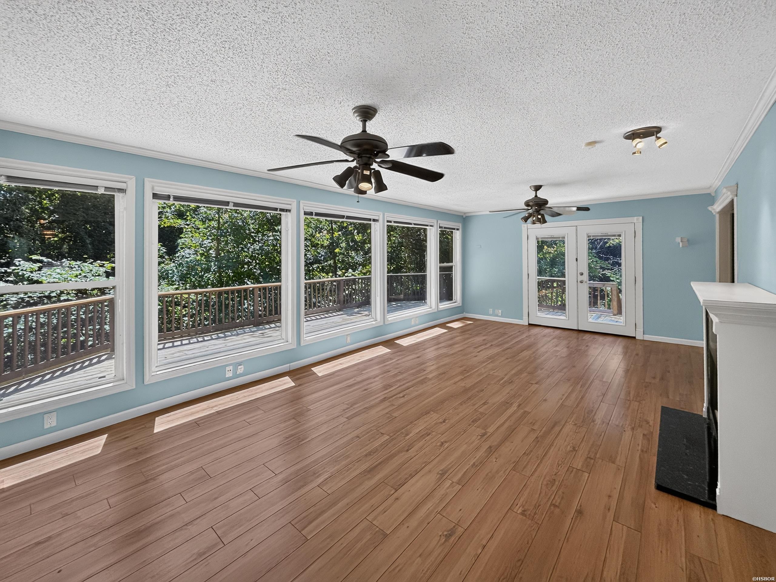 6 Badalona Lane Property Photo 9