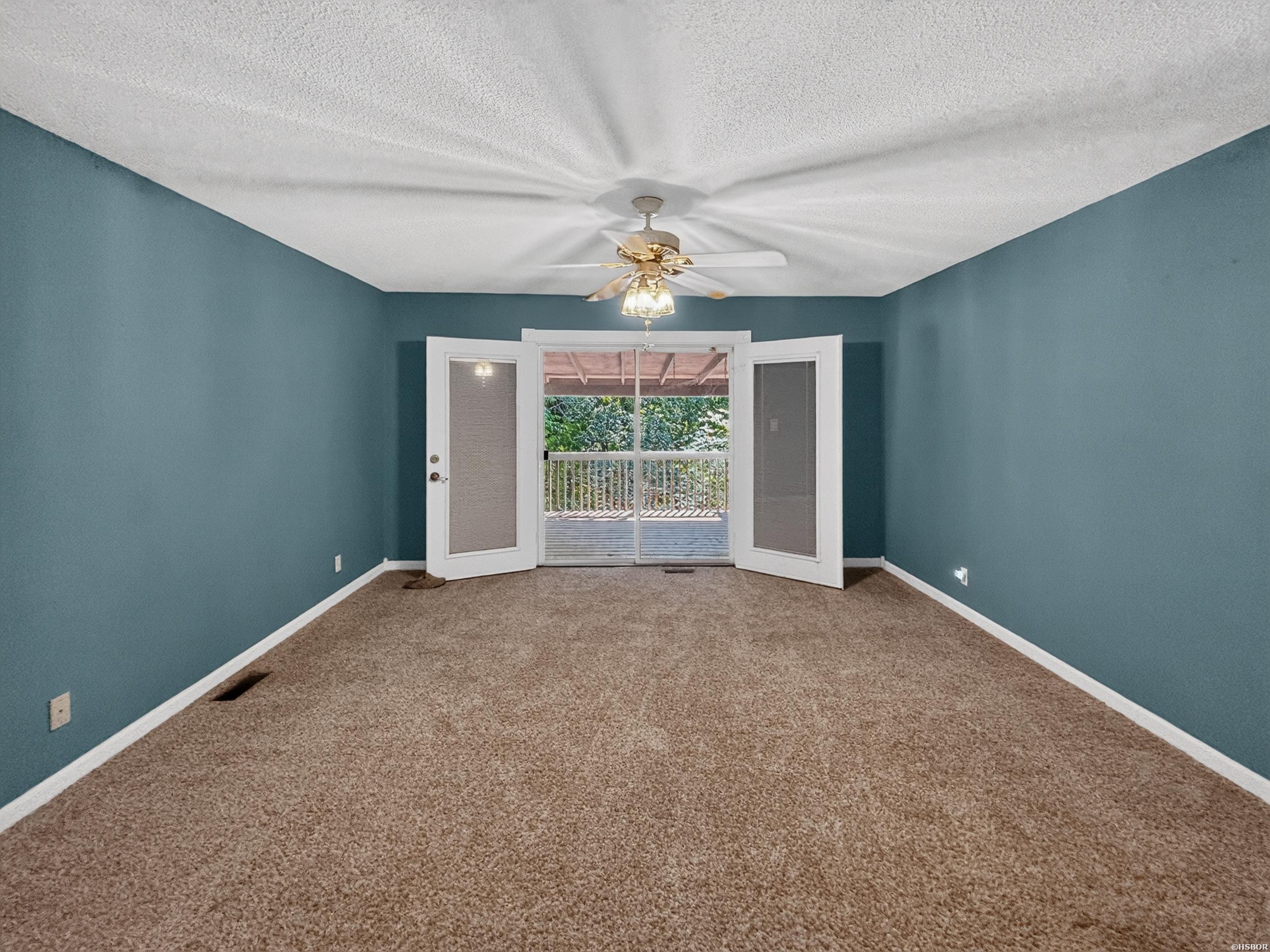 6 Badalona Lane Property Photo 17