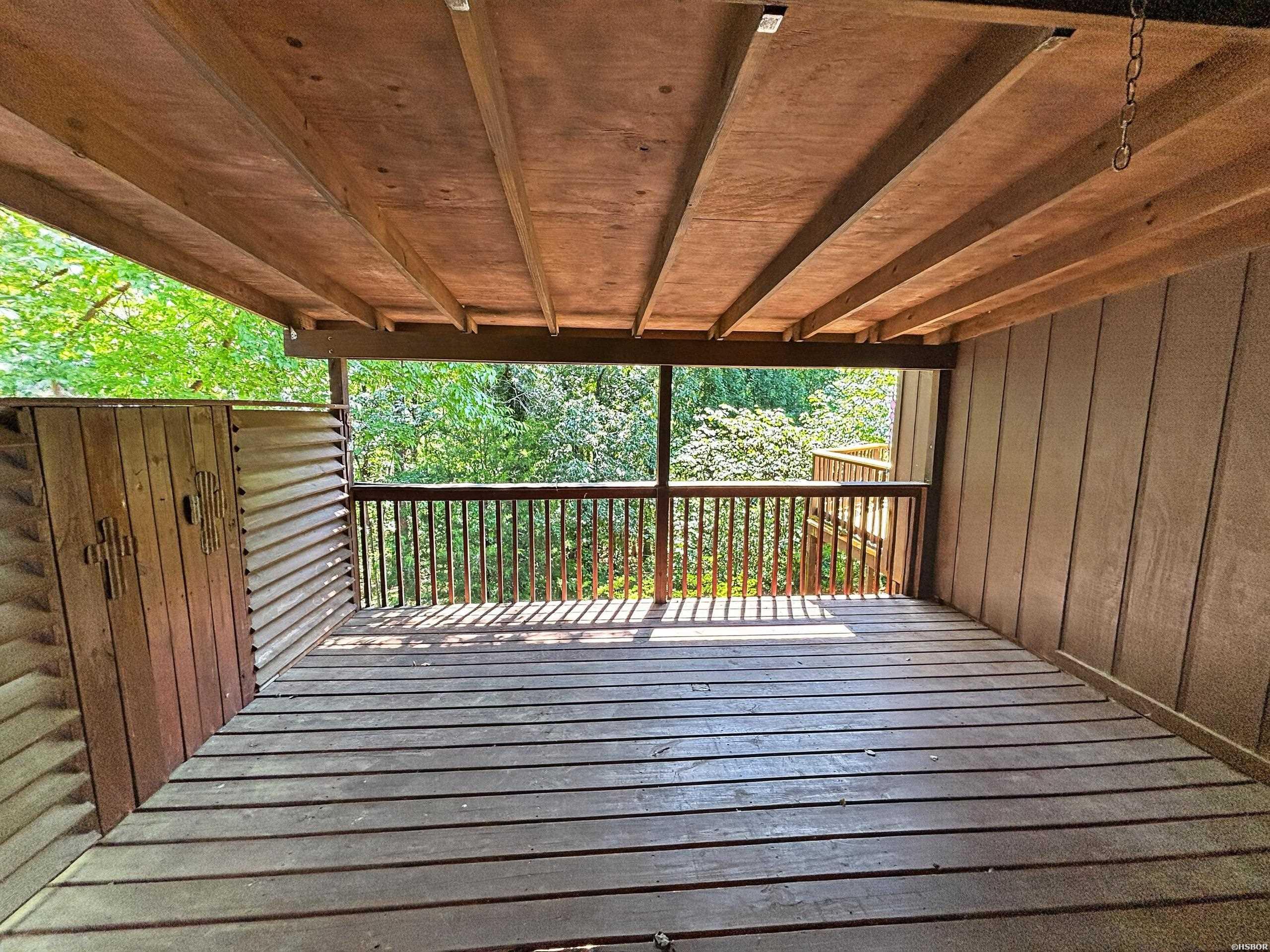 6 Badalona Lane Property Photo 18