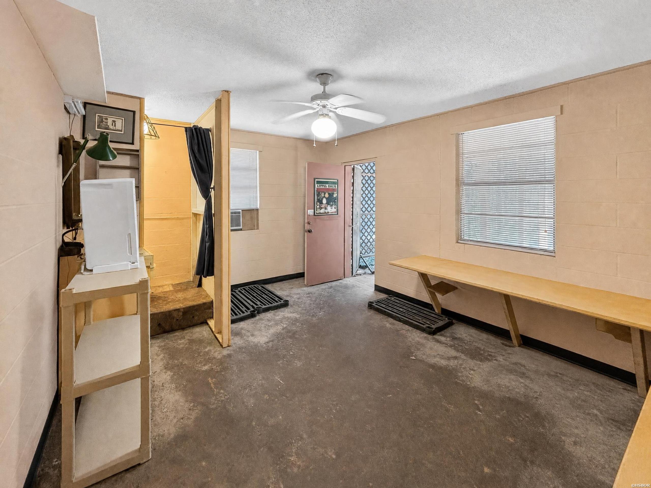 6 Badalona Lane Property Photo 32