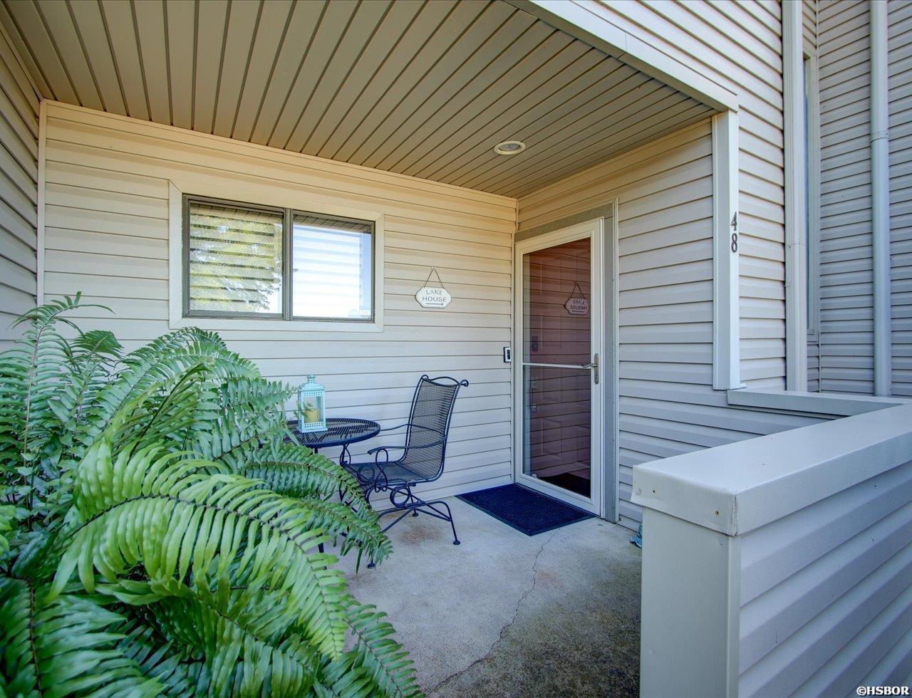 160 Long Island Bay Property Photo 5