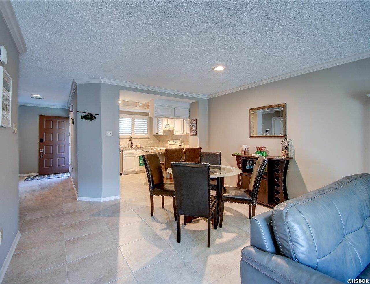 160 Long Island Bay Property Photo 11