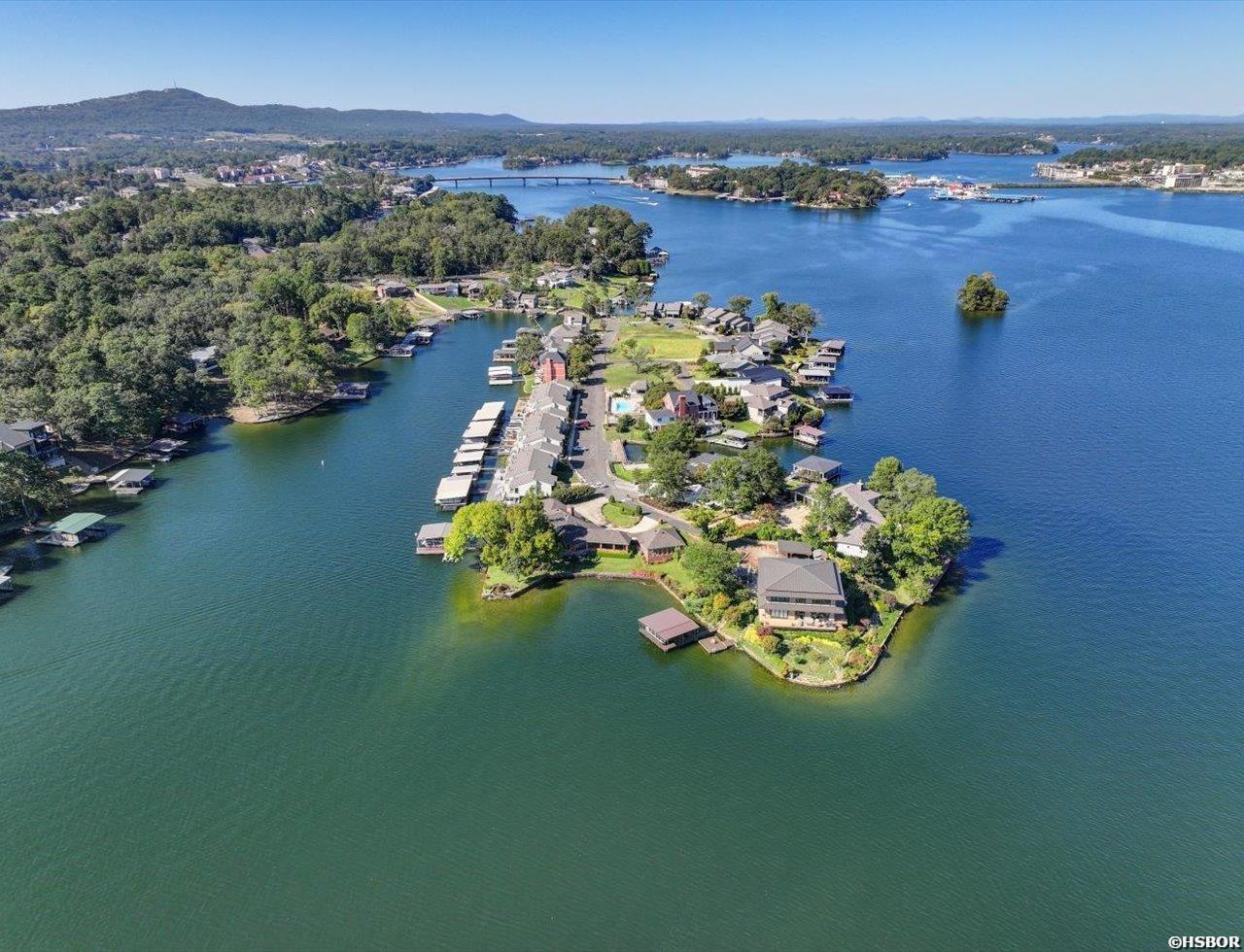 160 Long Island Bay Property Photo 32