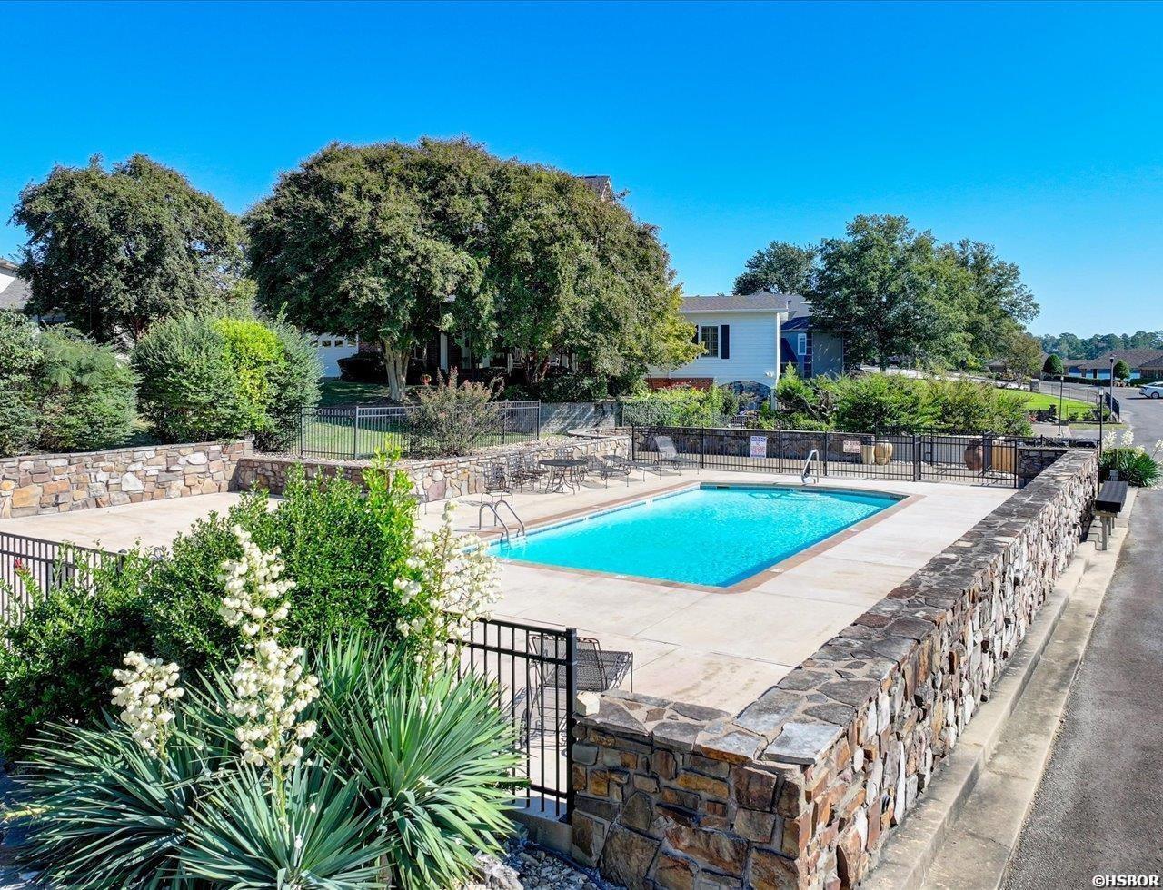 160 Long Island Bay Property Photo 36