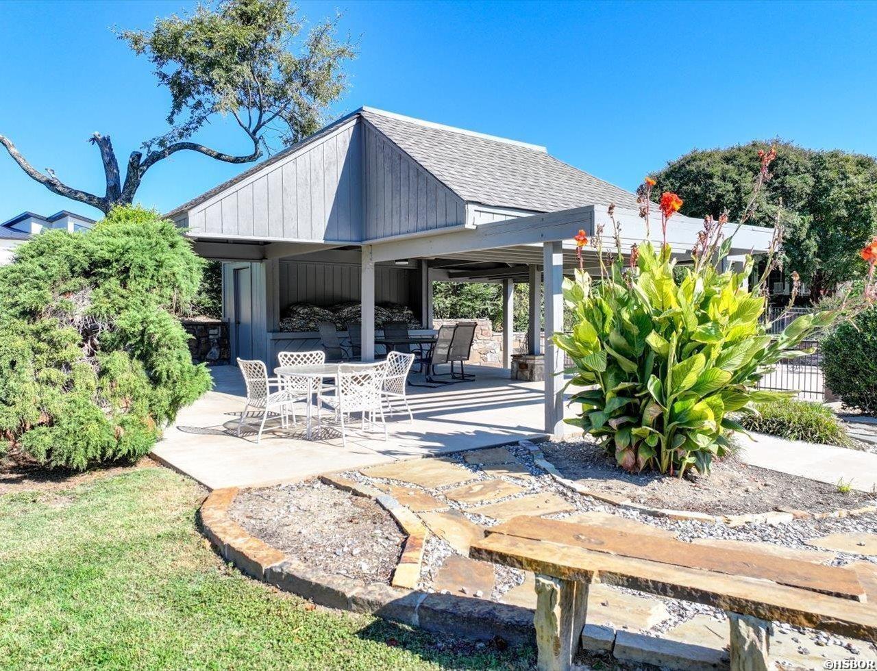 160 Long Island Bay Property Photo 38