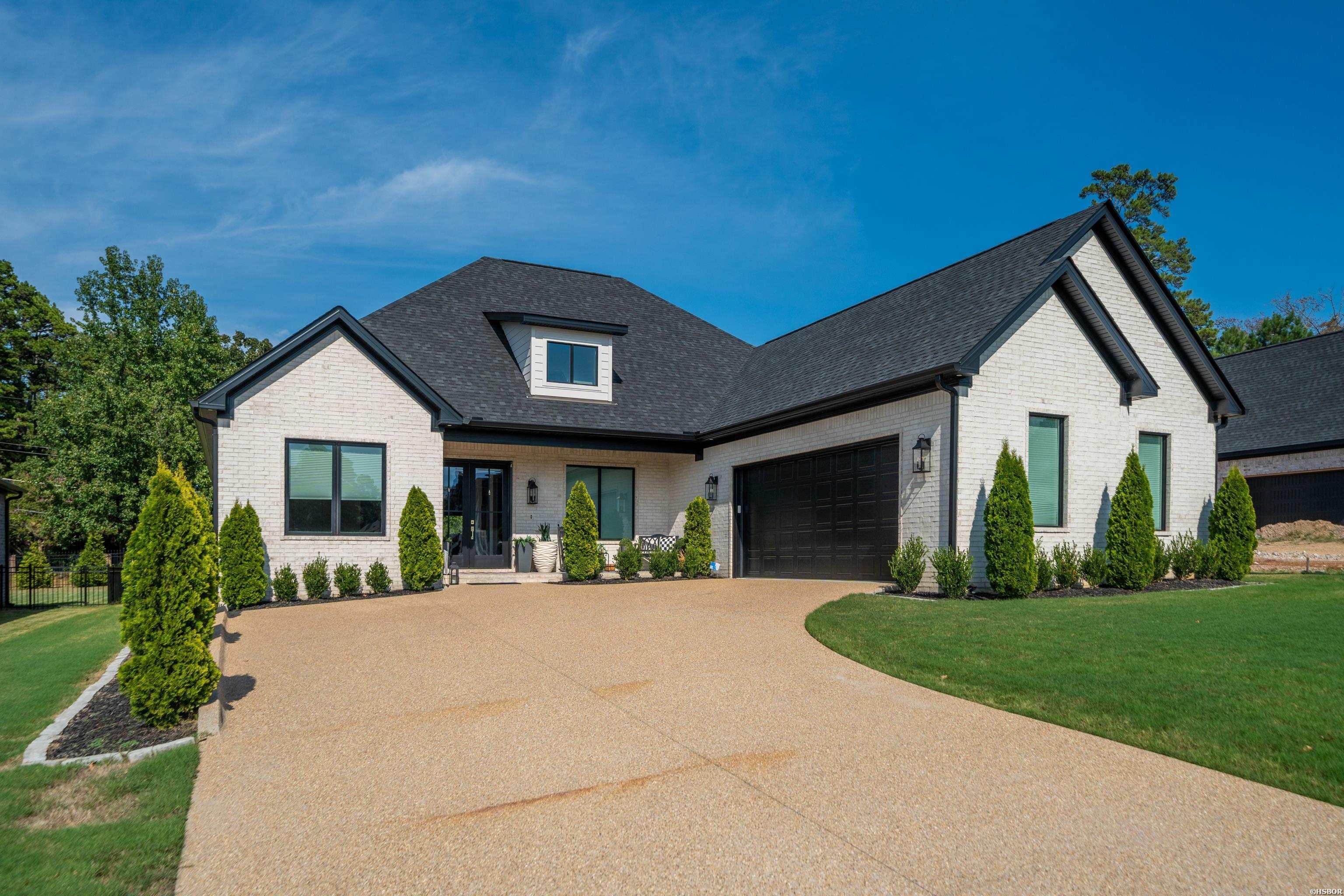 203 Arlington Park Property Photo 1