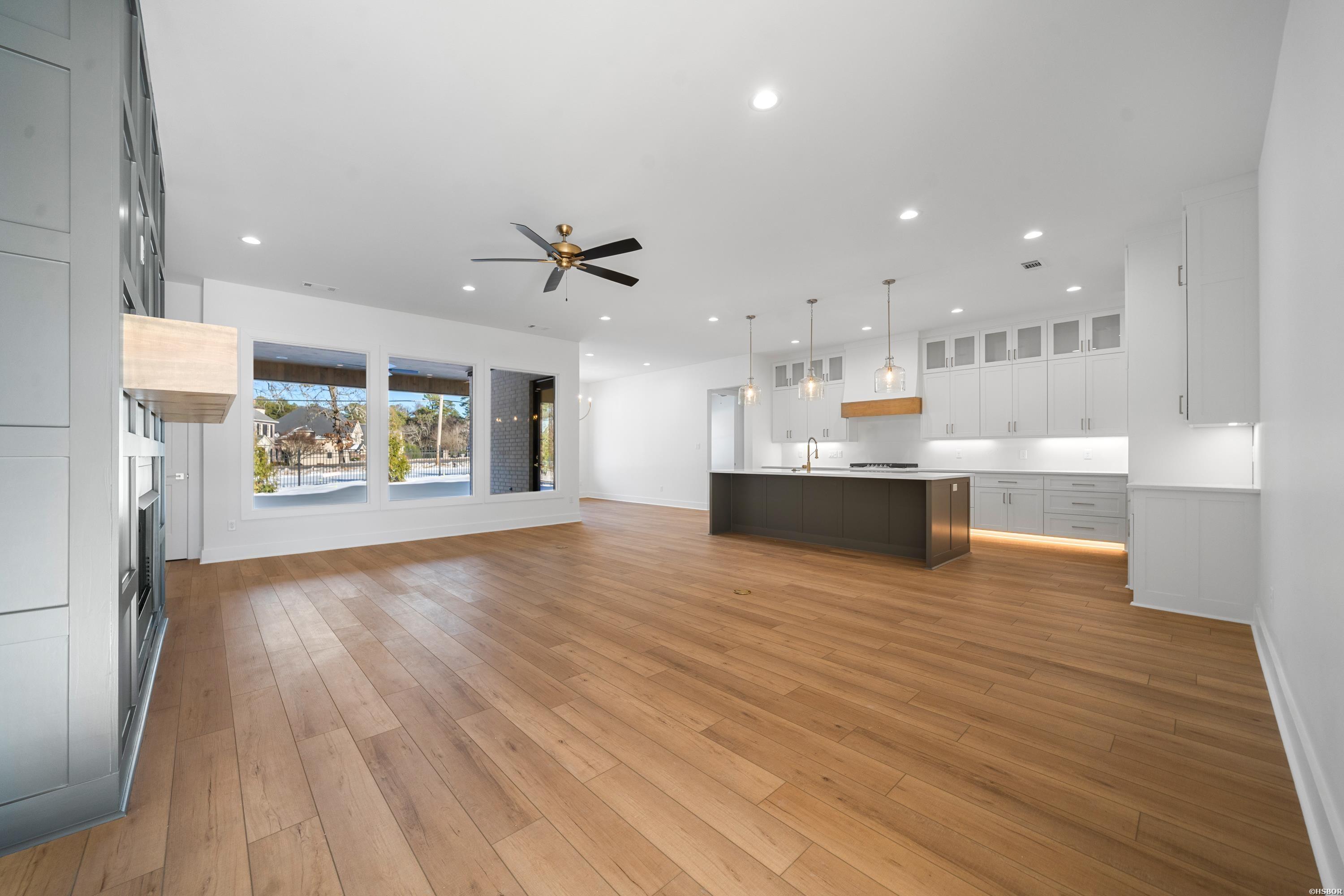 203 Arlington Park Property Photo 5