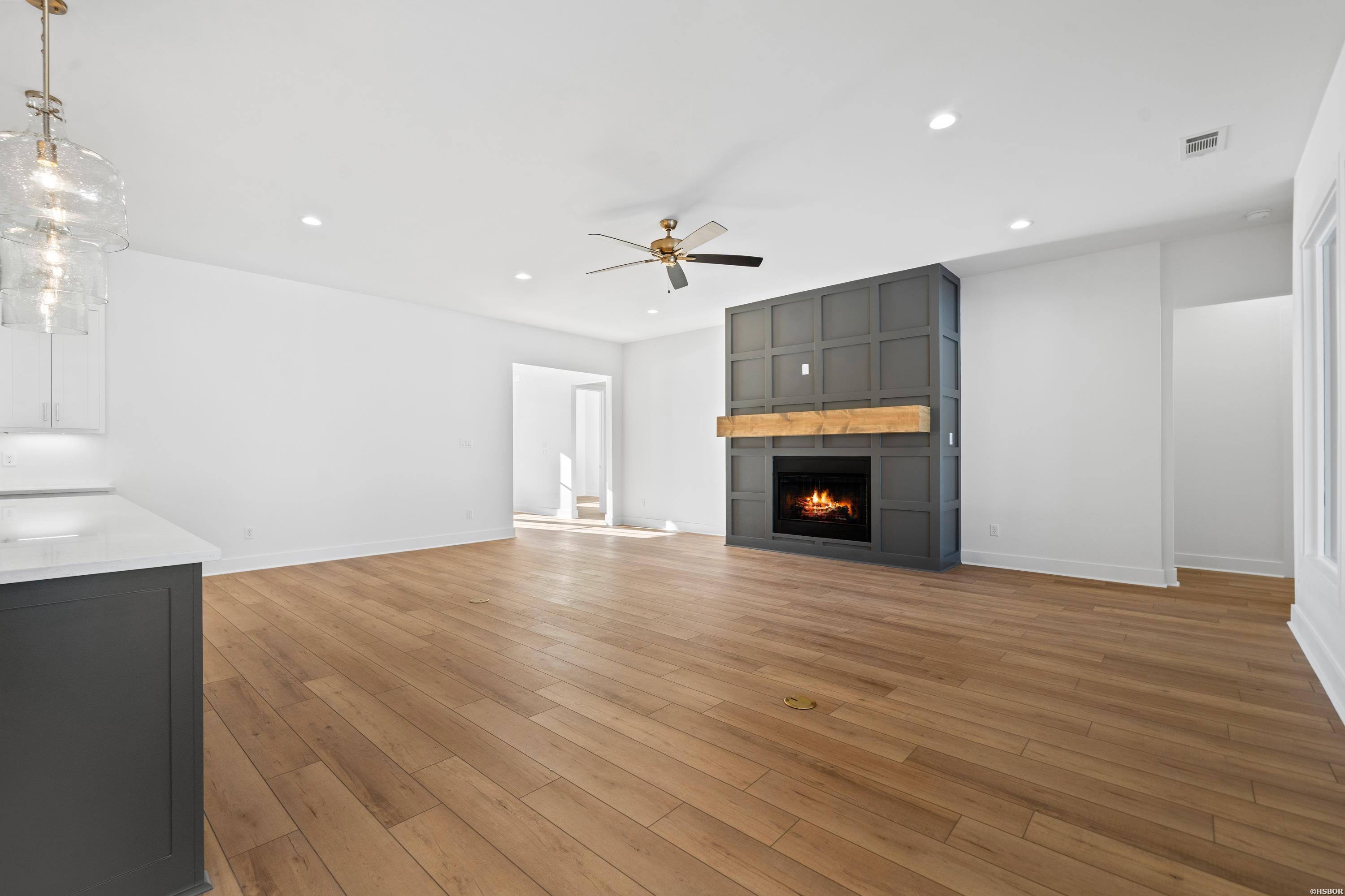 203 Arlington Park Property Photo 7