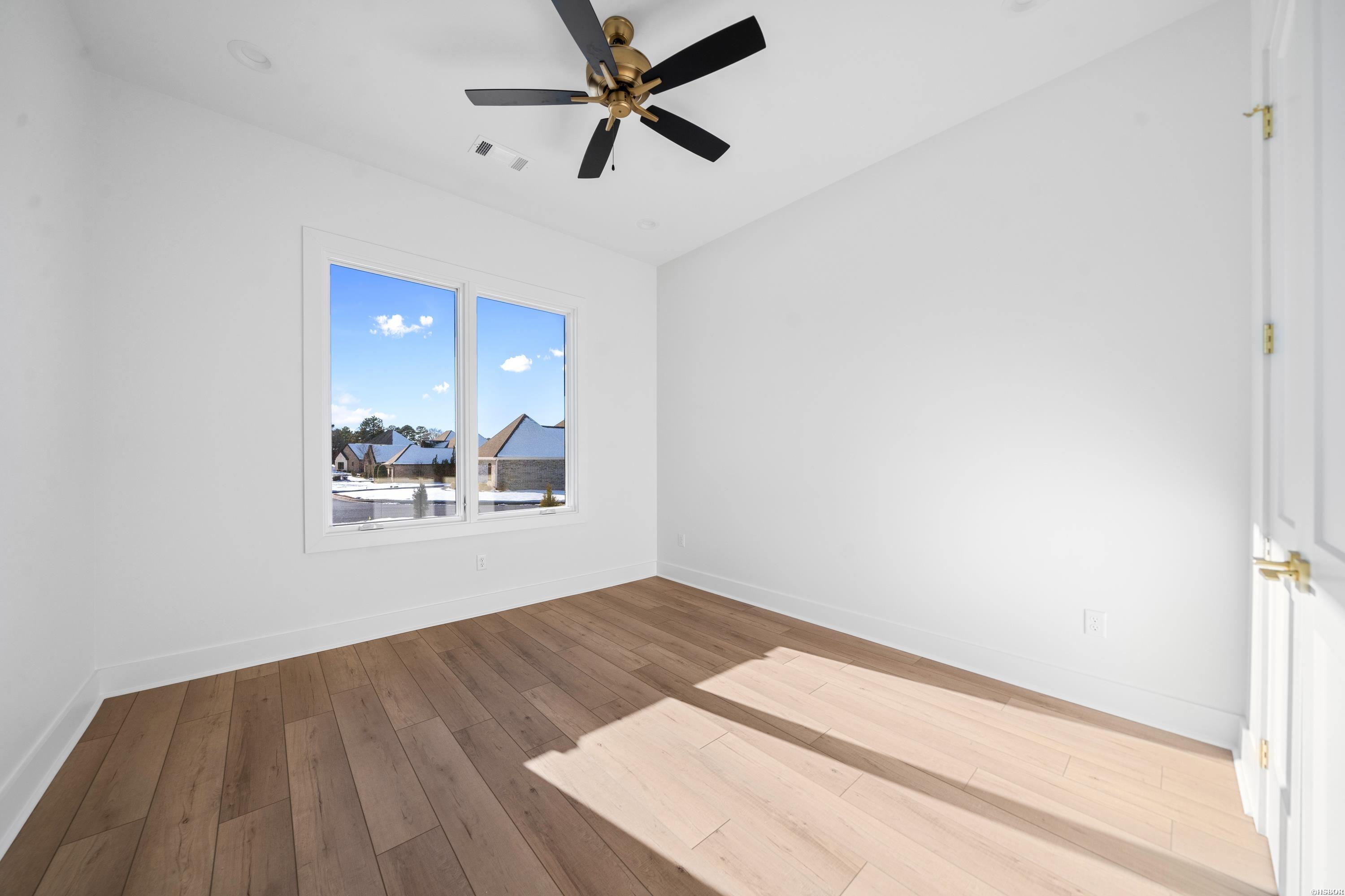 203 Arlington Park Property Photo 11