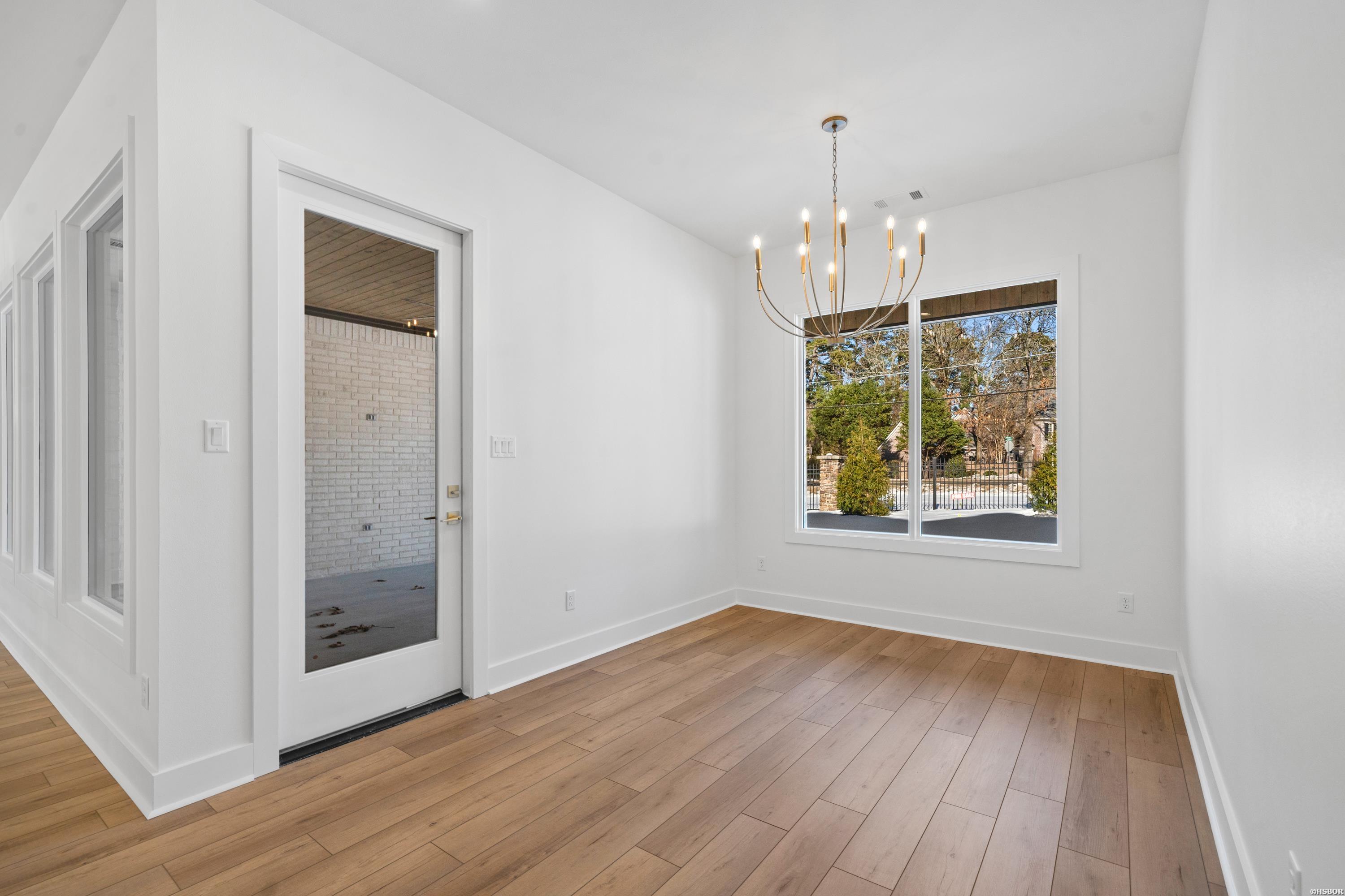203 Arlington Park Property Photo 18