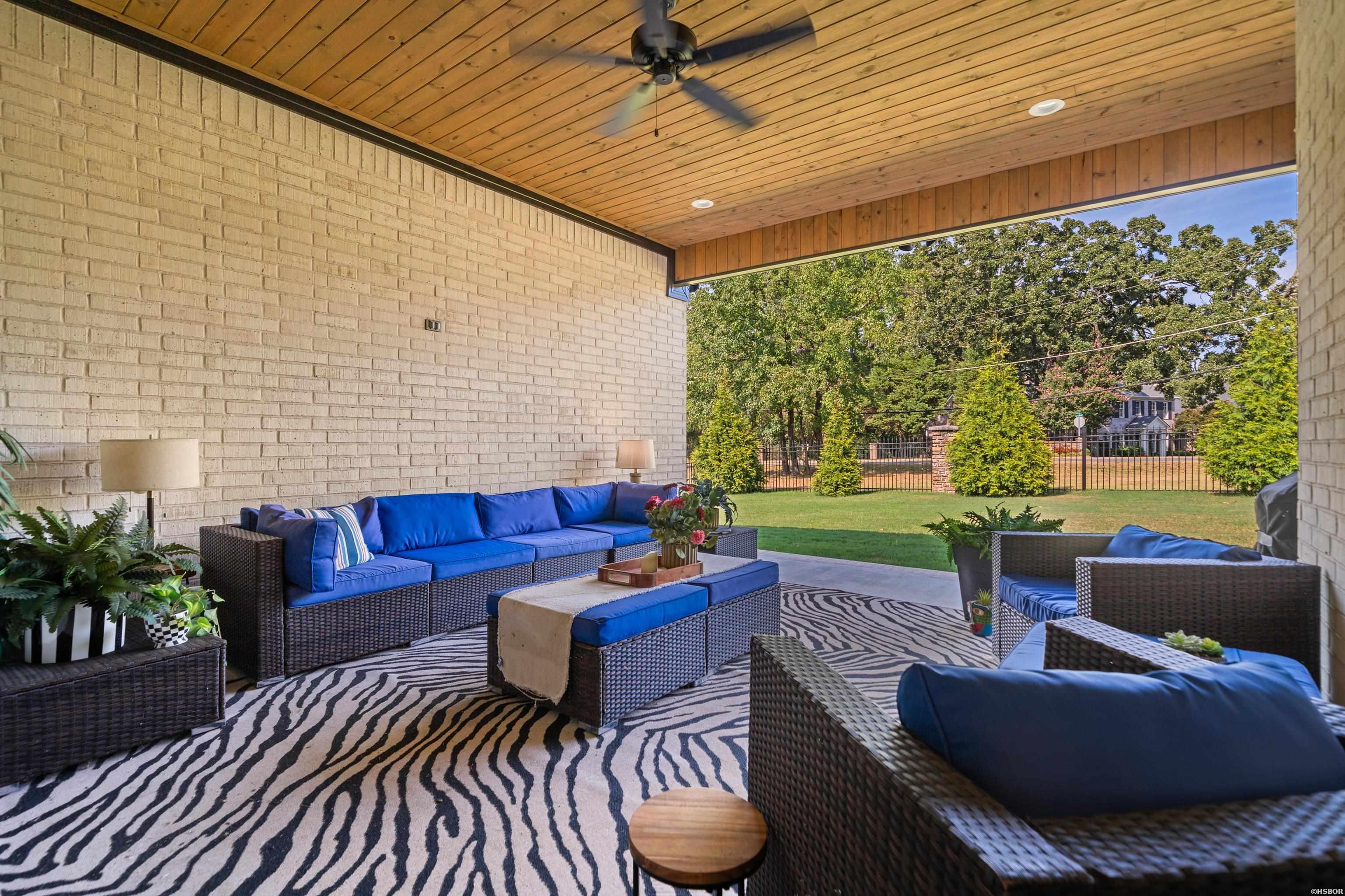 203 Arlington Park Property Photo 43