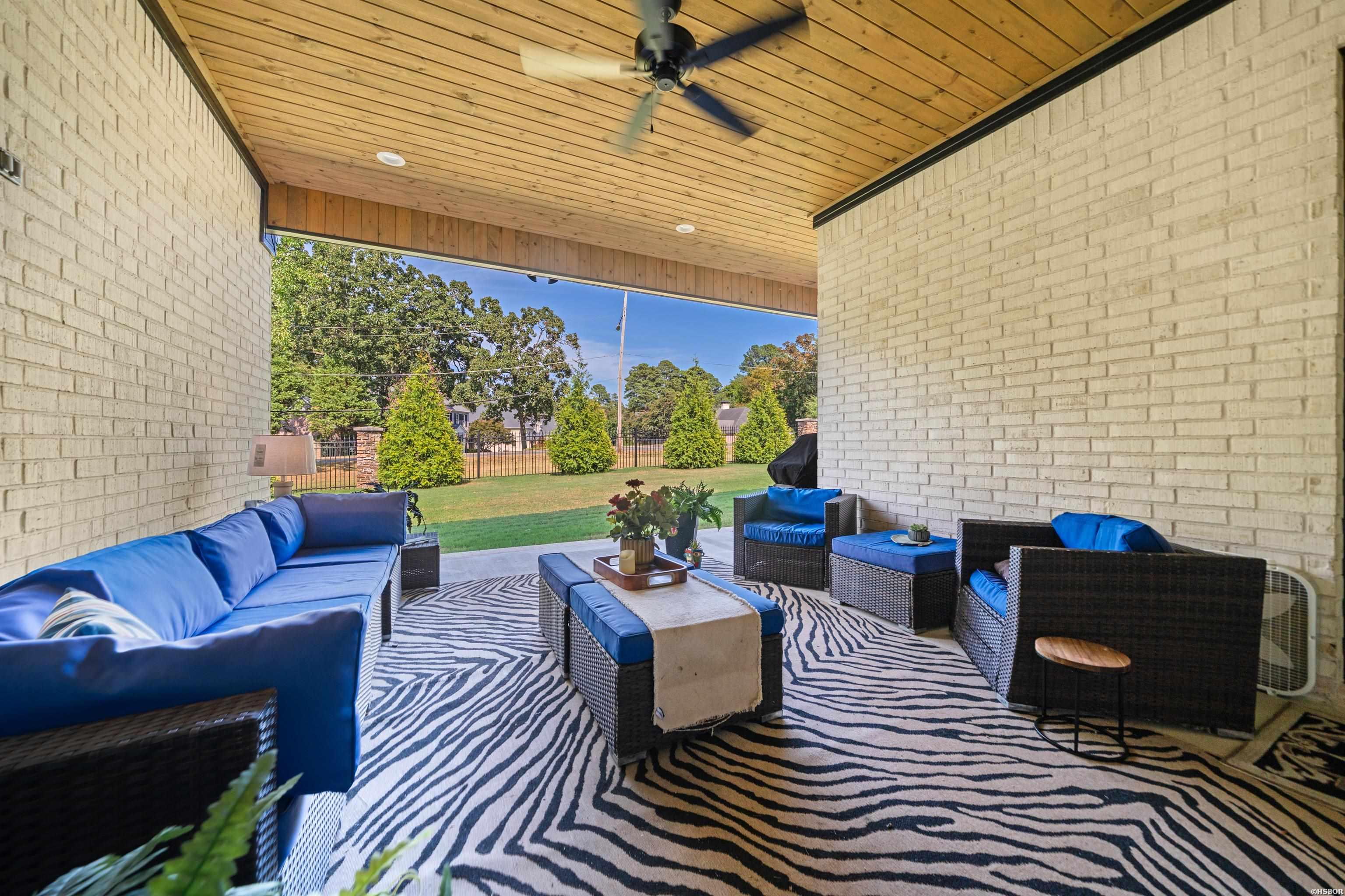 203 Arlington Park Property Photo 45
