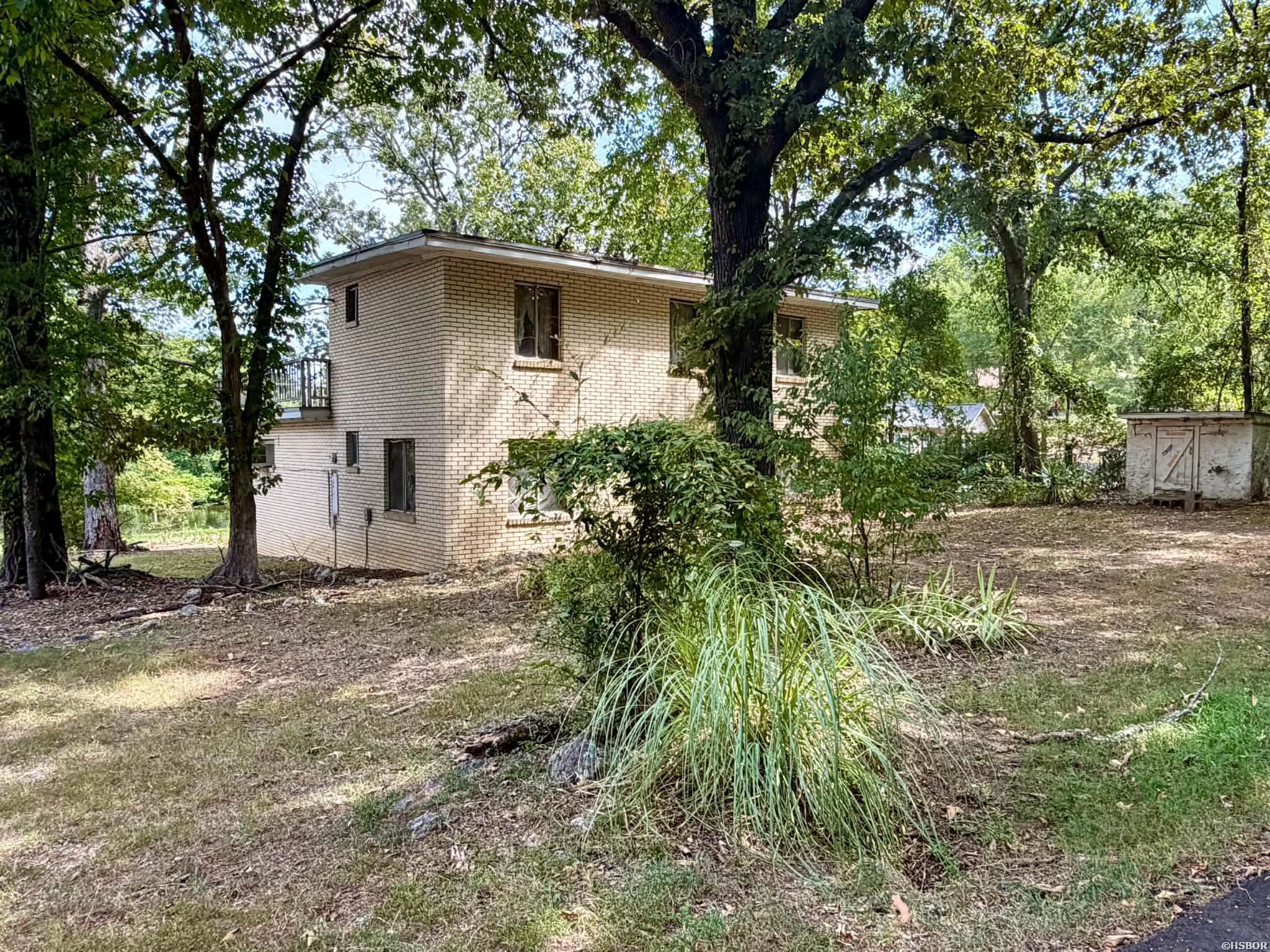 610 Randall Property Photo 6