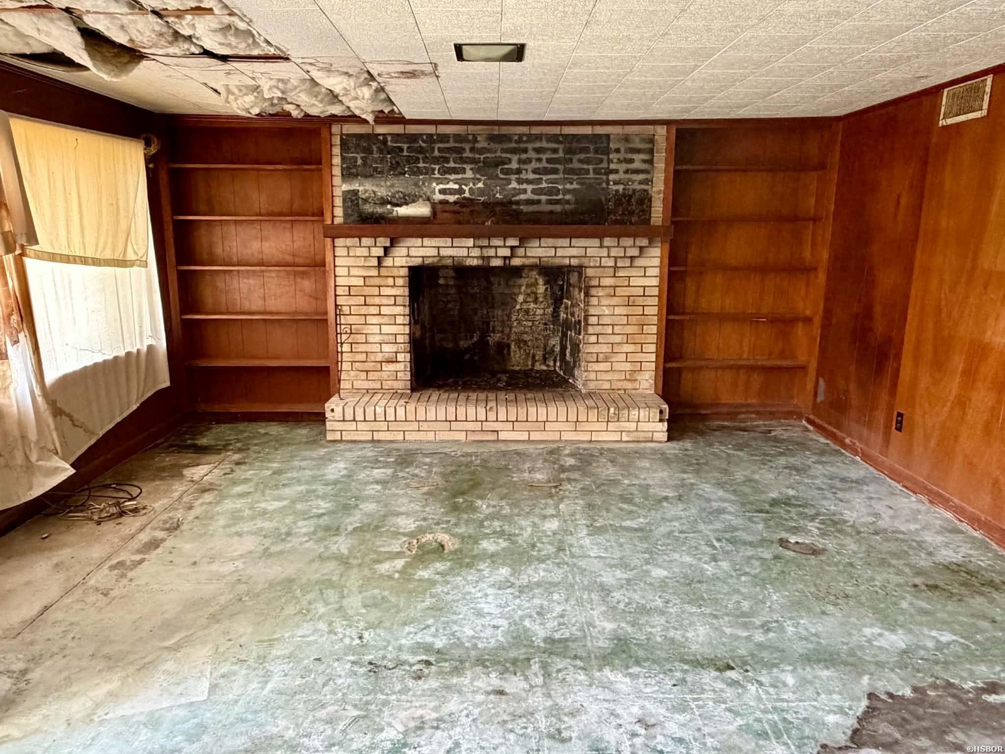 610 Randall Property Photo 11