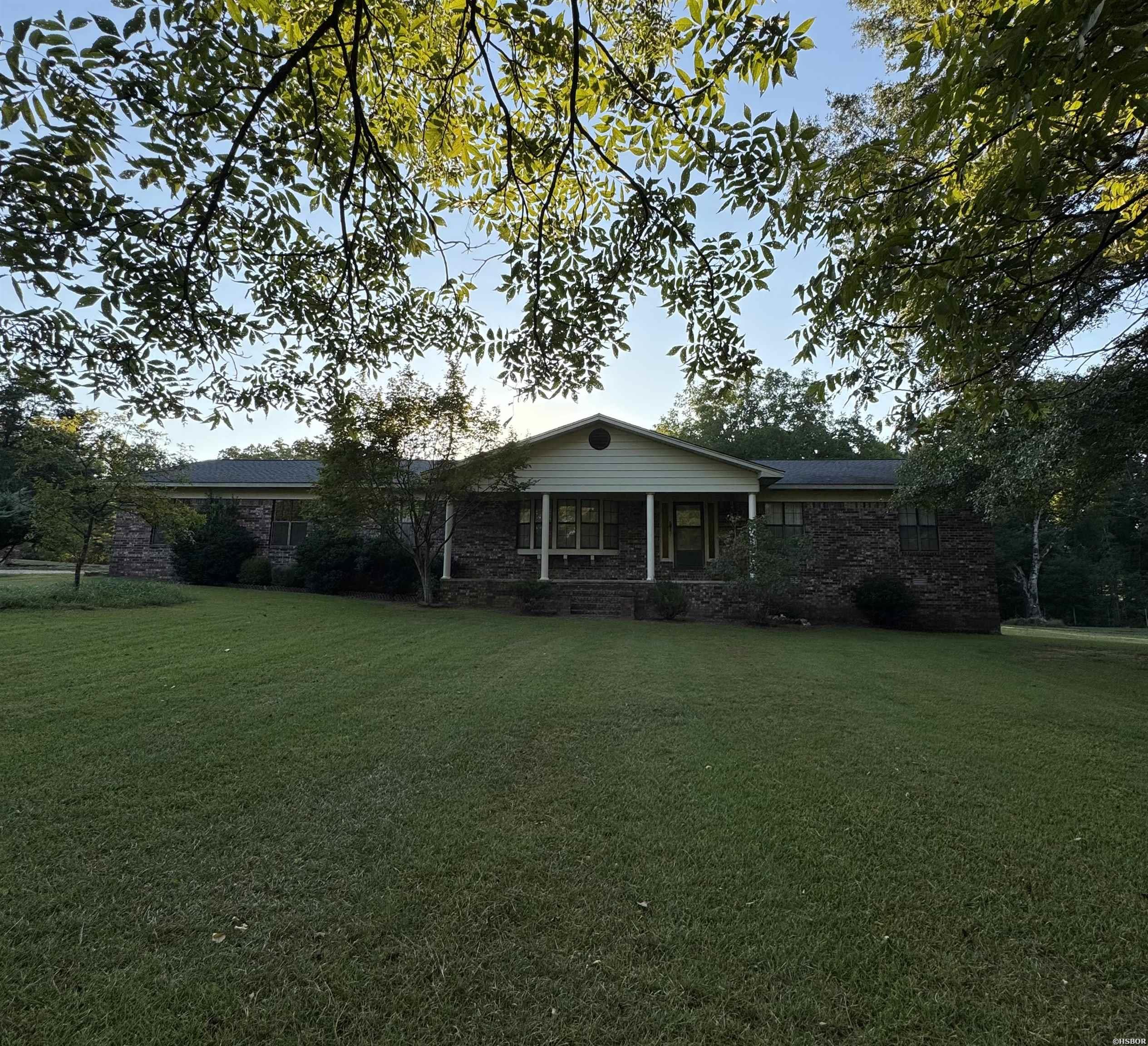 5541 Sunshine Property Photo 1
