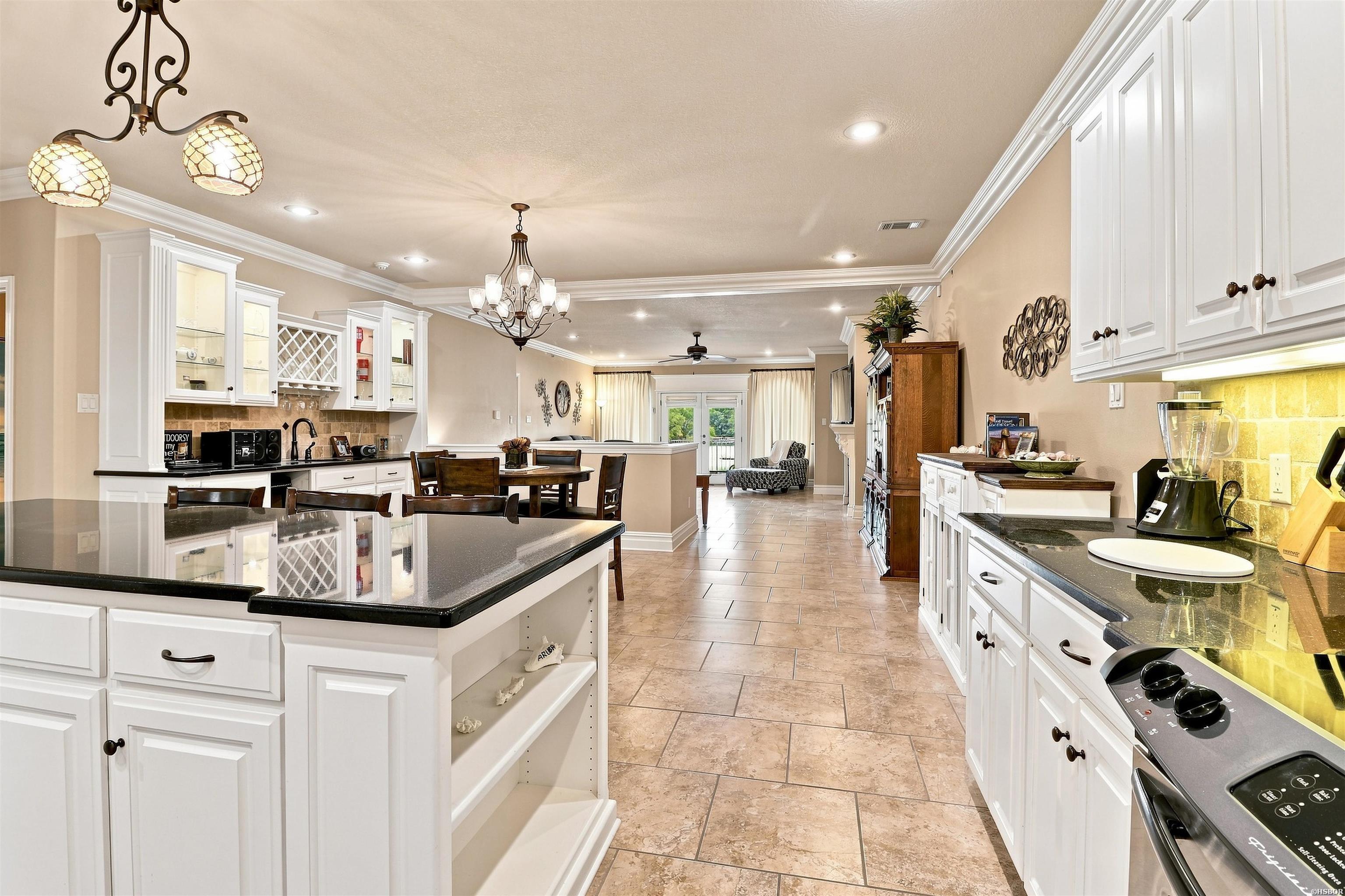 1380 Airport Property Photo 4