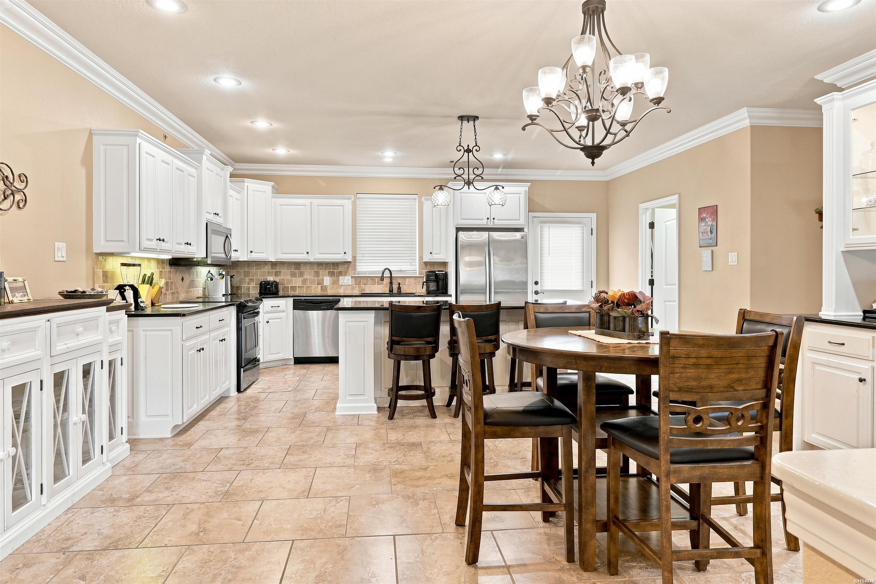 1380 Airport Property Photo 10