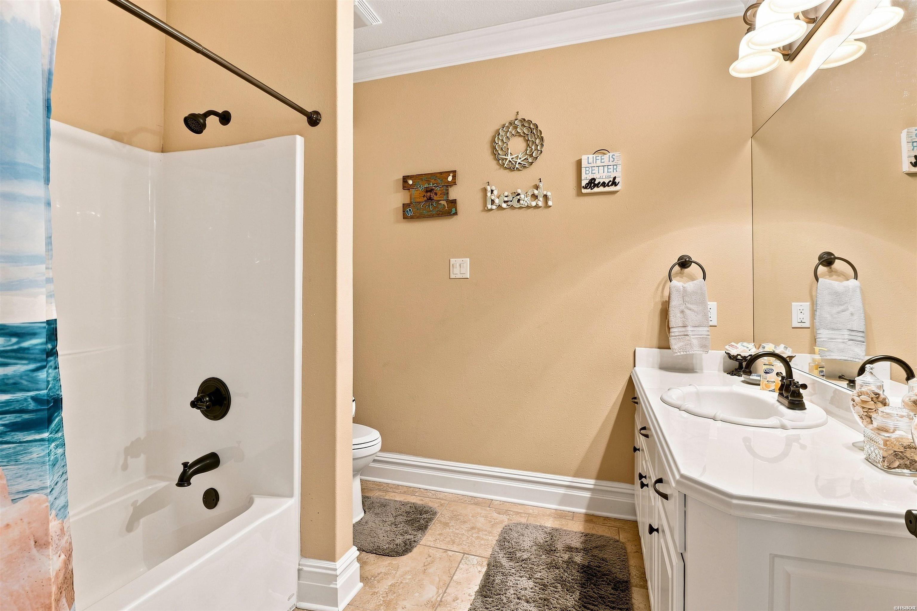 1380 Airport Property Photo 18