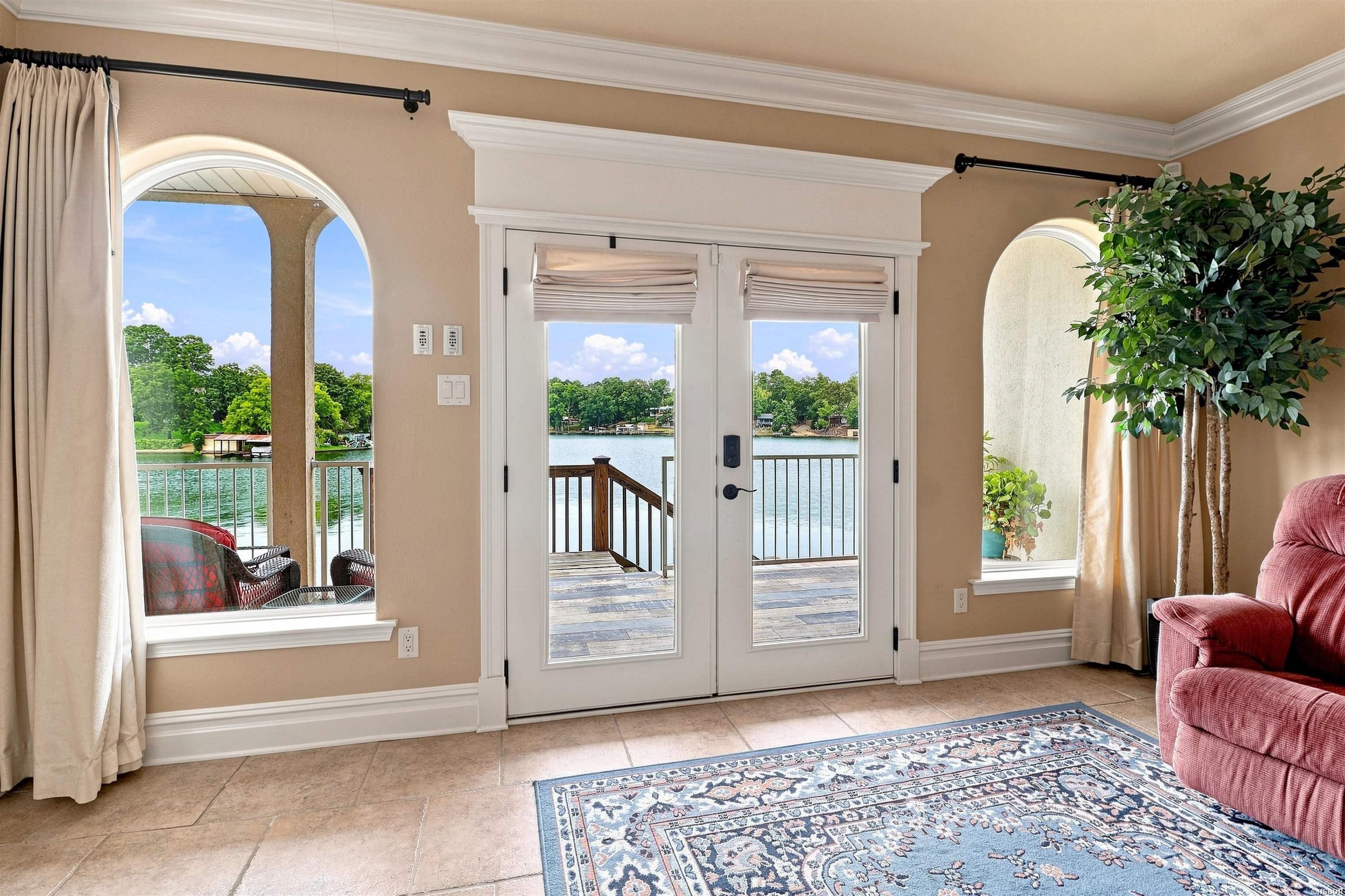 1380 Airport Property Photo 29