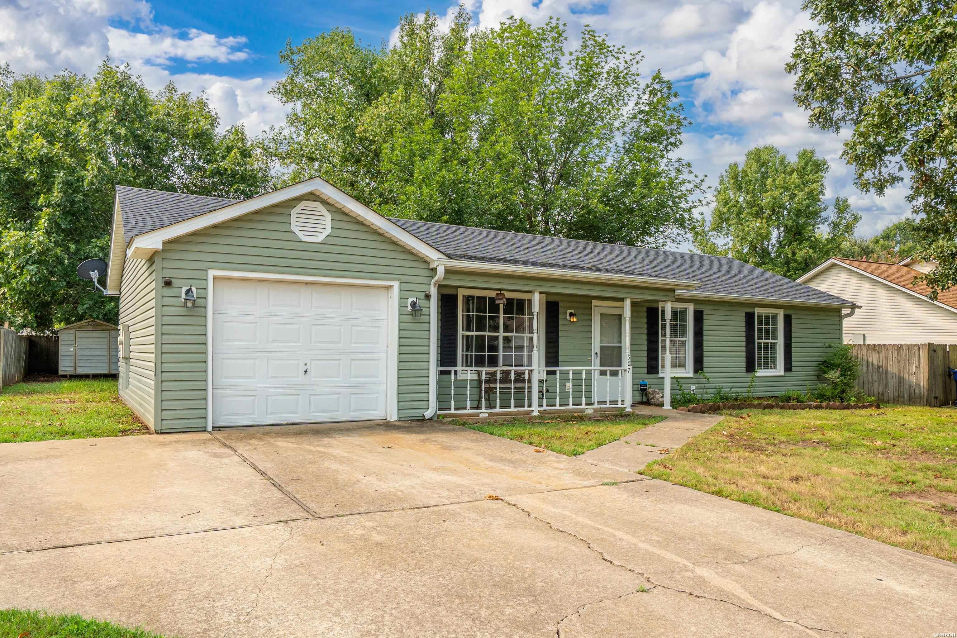 307 Ray Street Property Photo 2