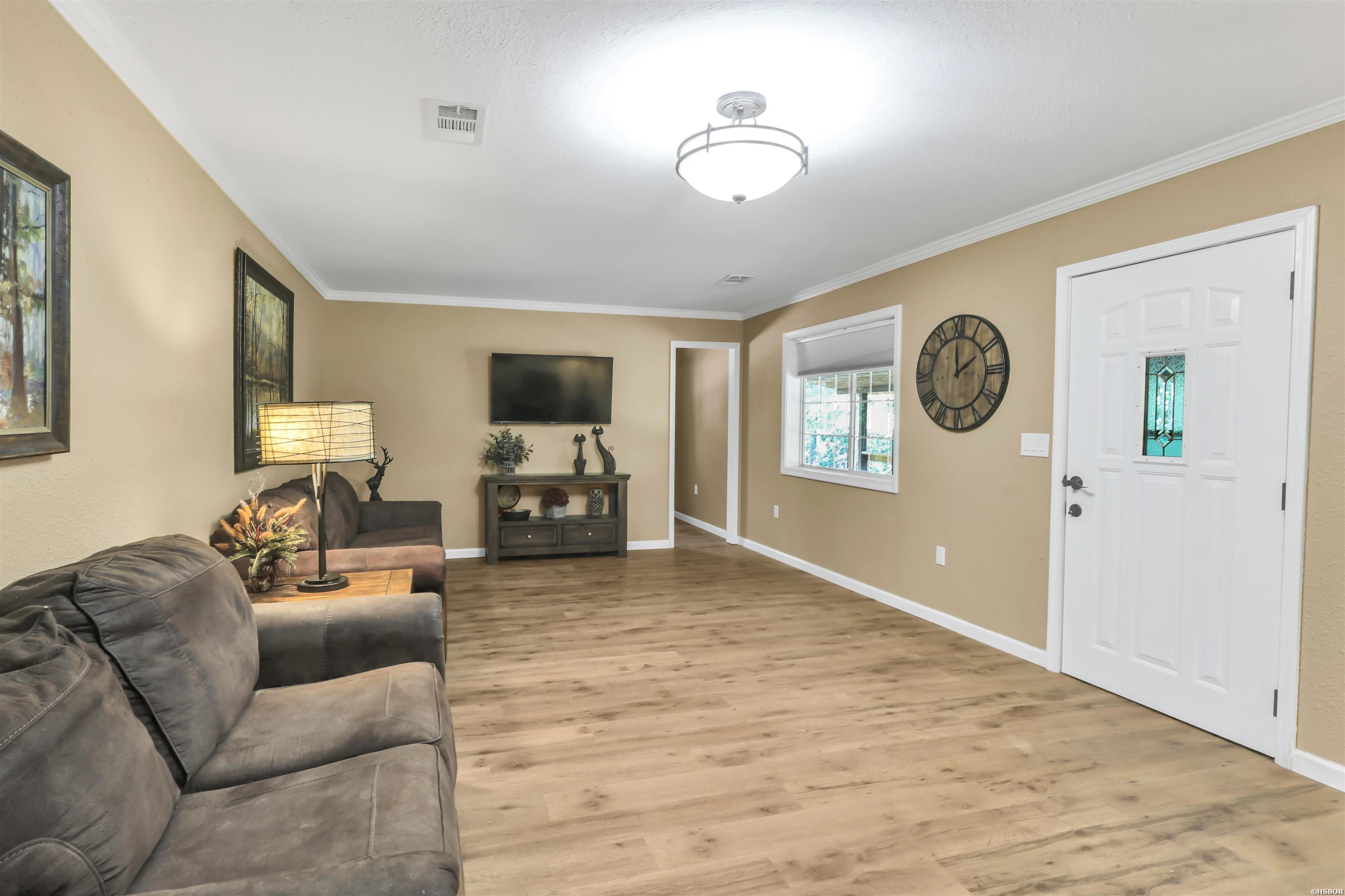 148 Deer Ridge Property Photo 8