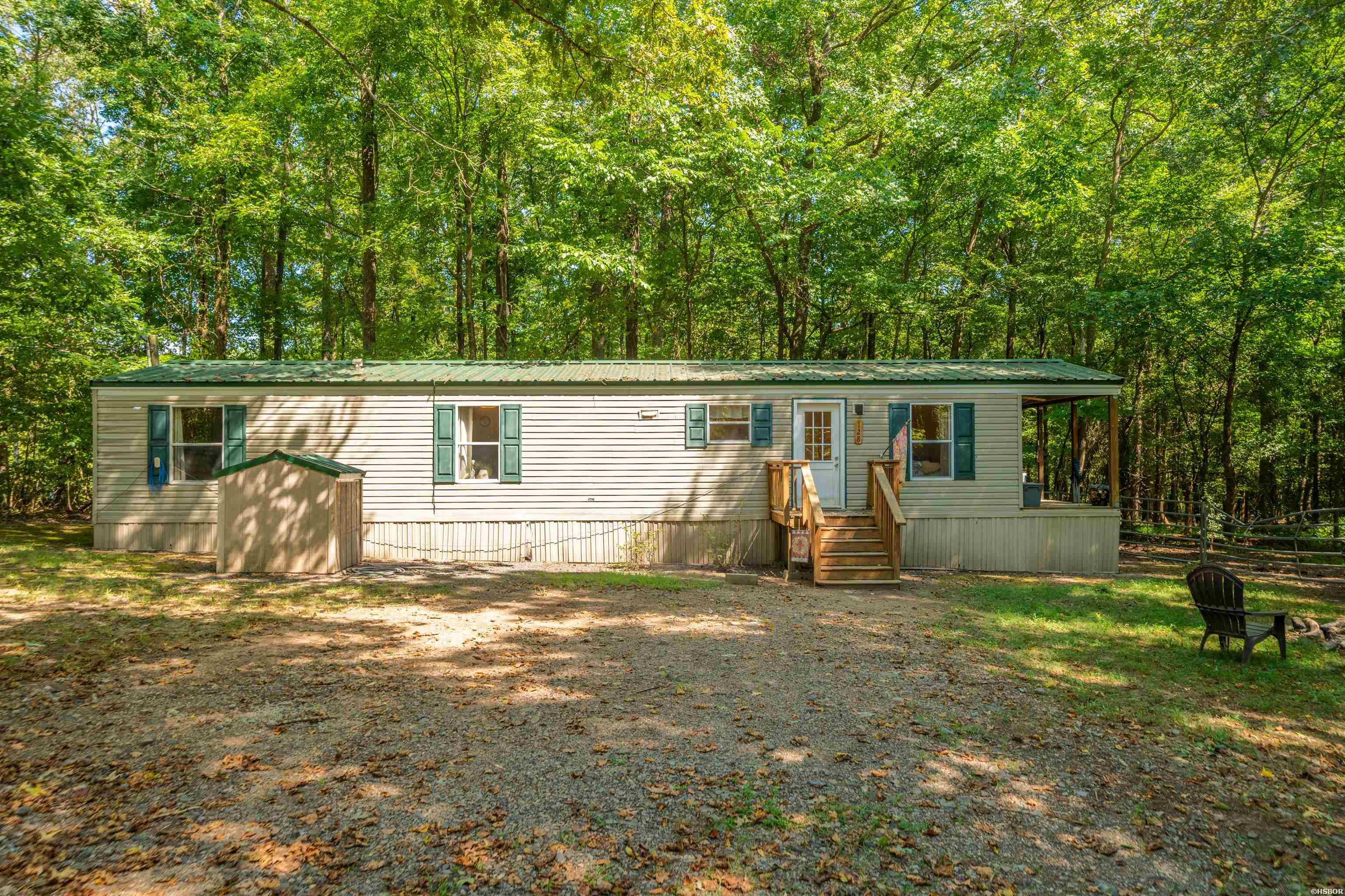 128 & 130 Benny Burrow Property Photo 43