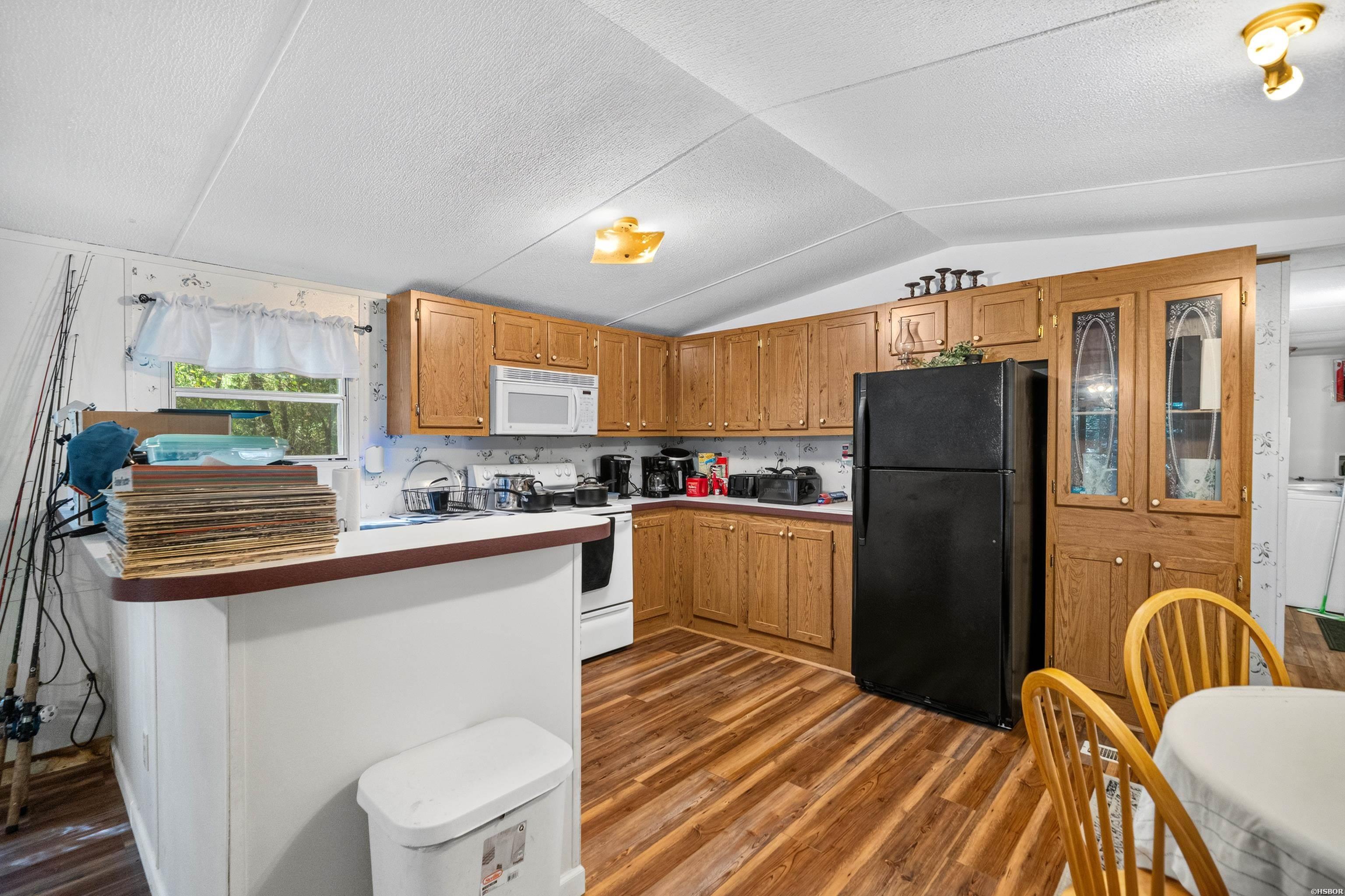 128 & 130 Benny Burrow Property Photo 46