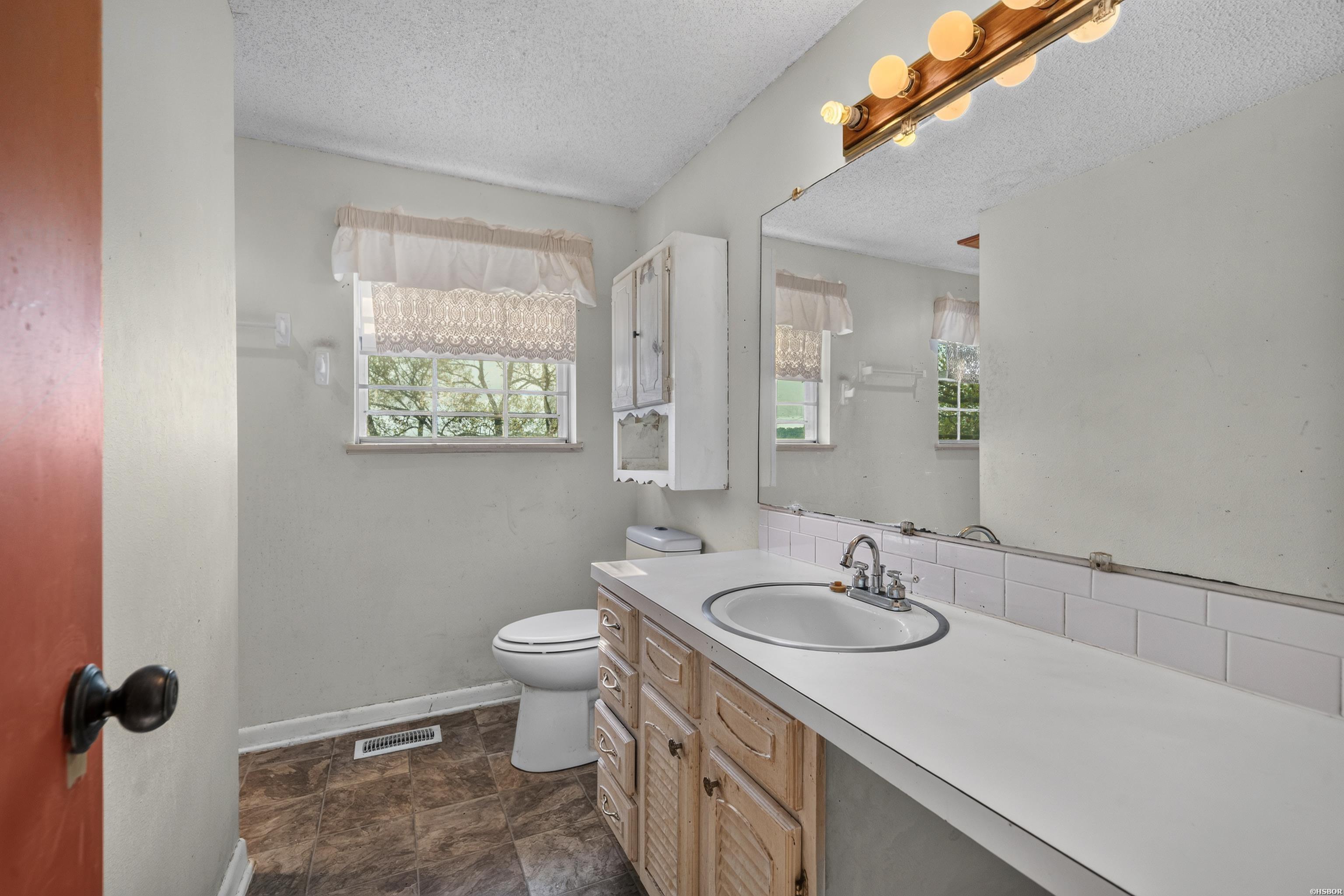 310 Vanadium Circle Property Photo 15
