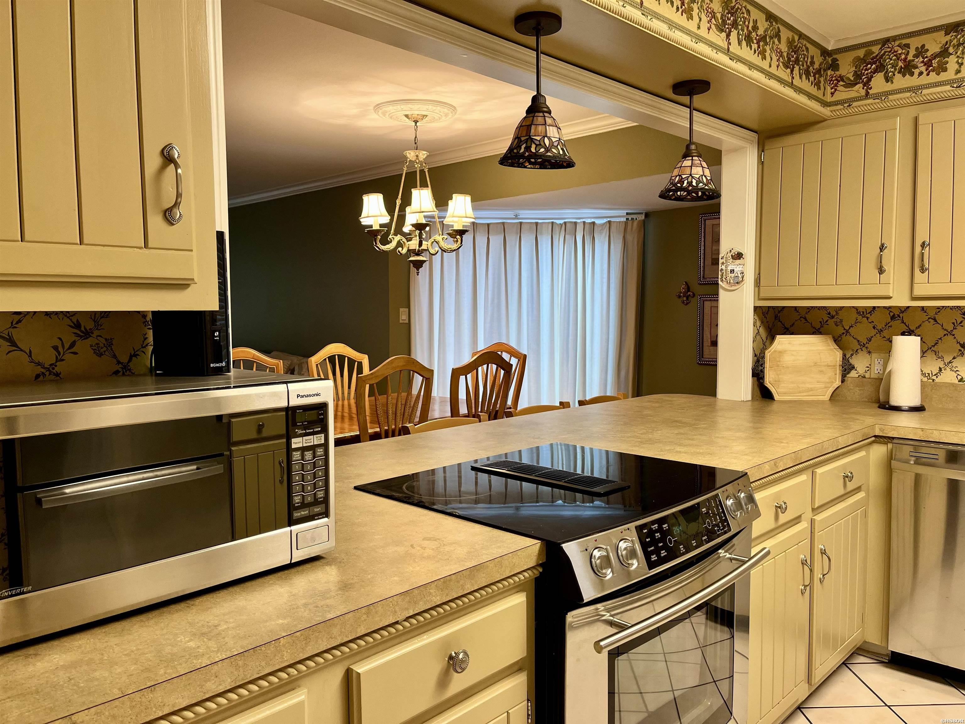 200 Pretti Point Property Photo 7