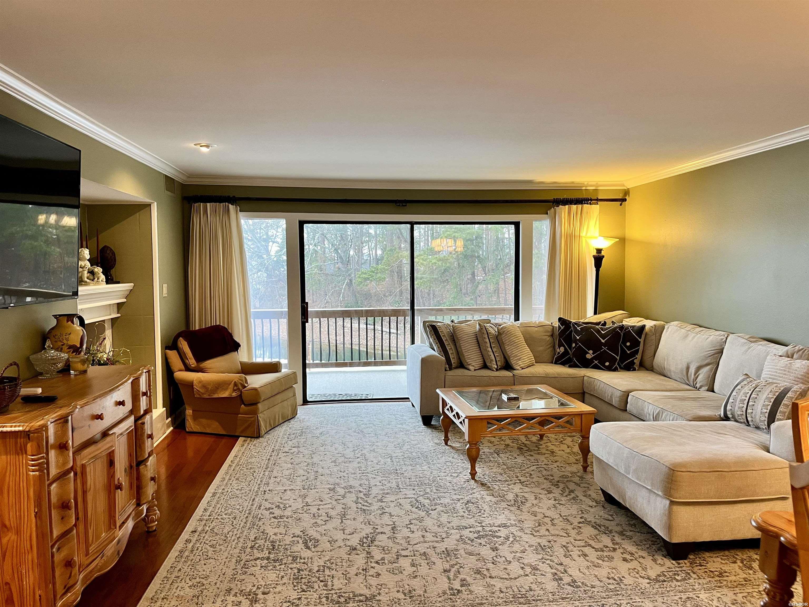 200 Pretti Point Property Photo 17