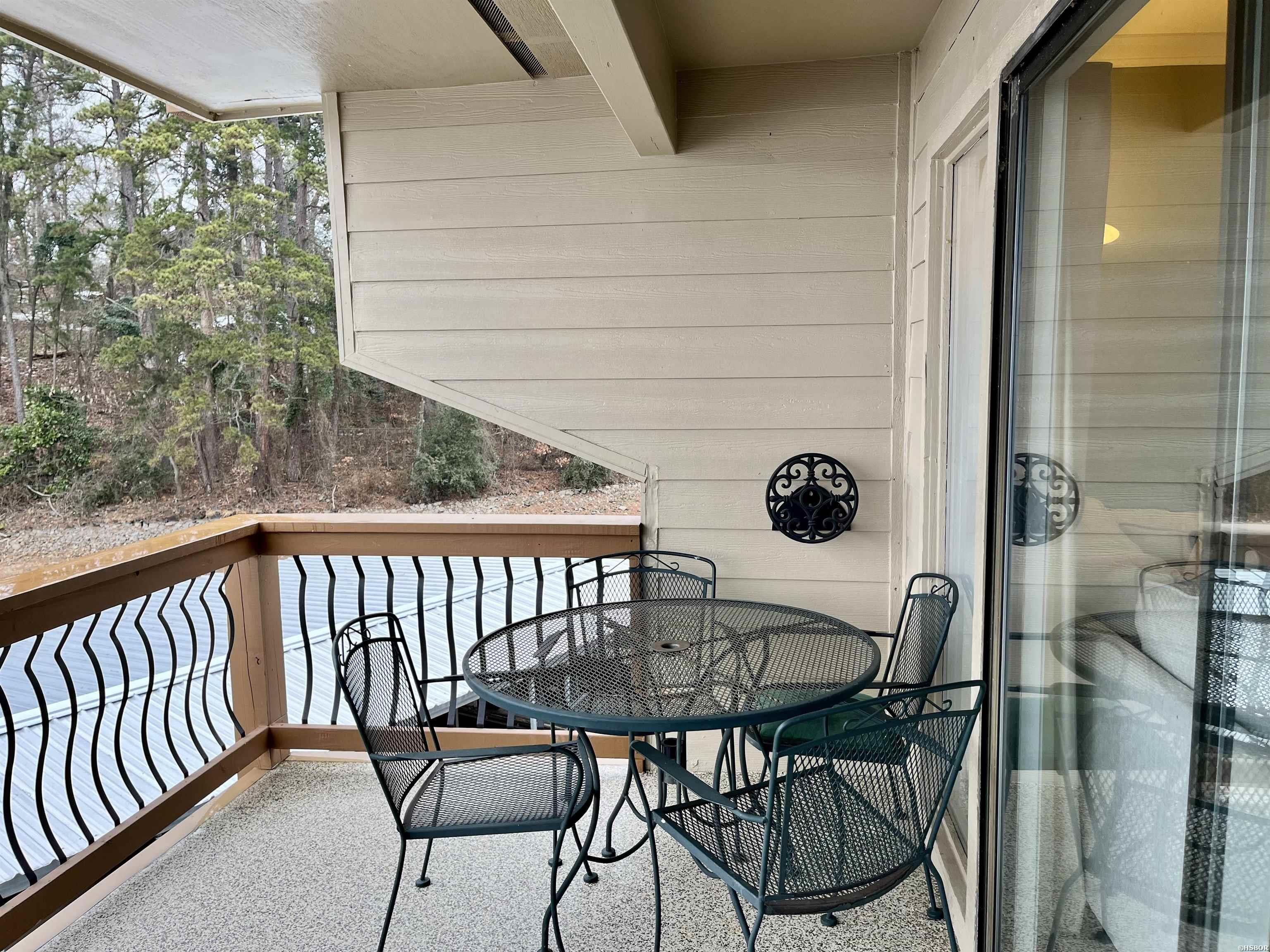 200 Pretti Point Property Photo 33