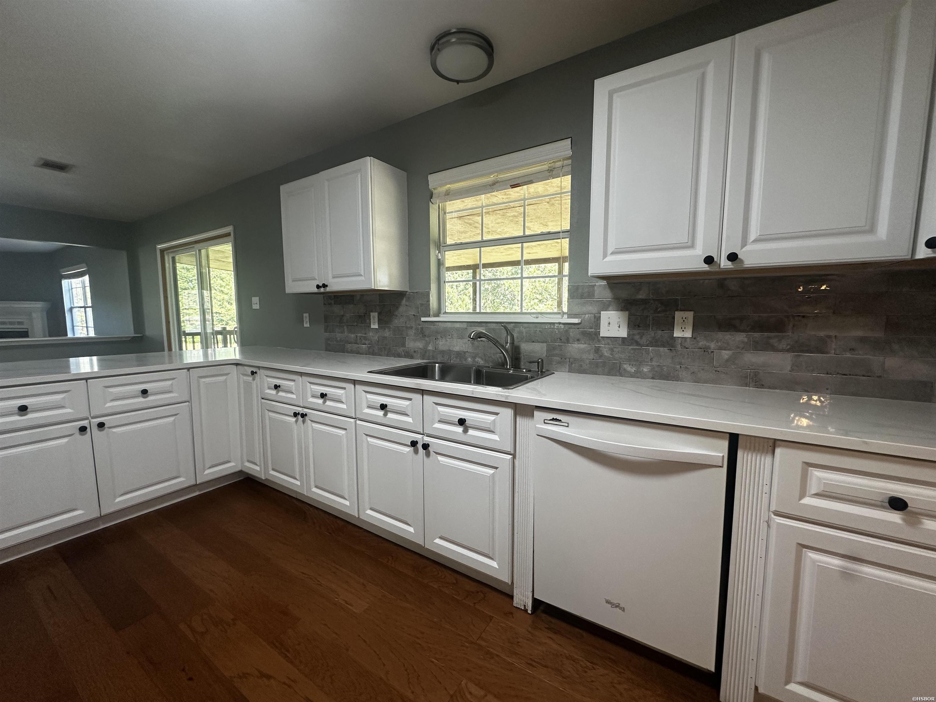 258 Dingler Road Property Photo 13
