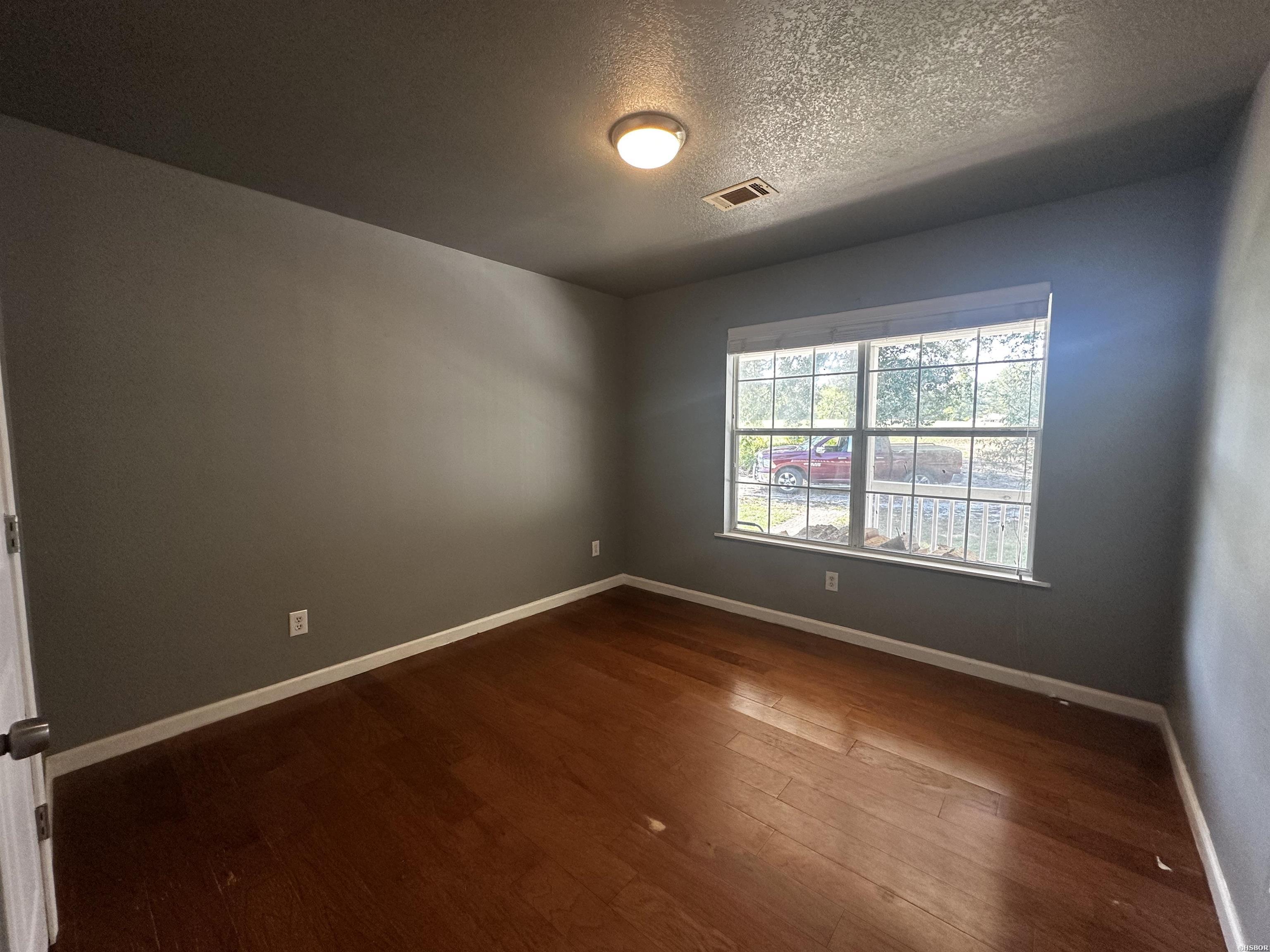 258 Dingler Road Property Photo 28