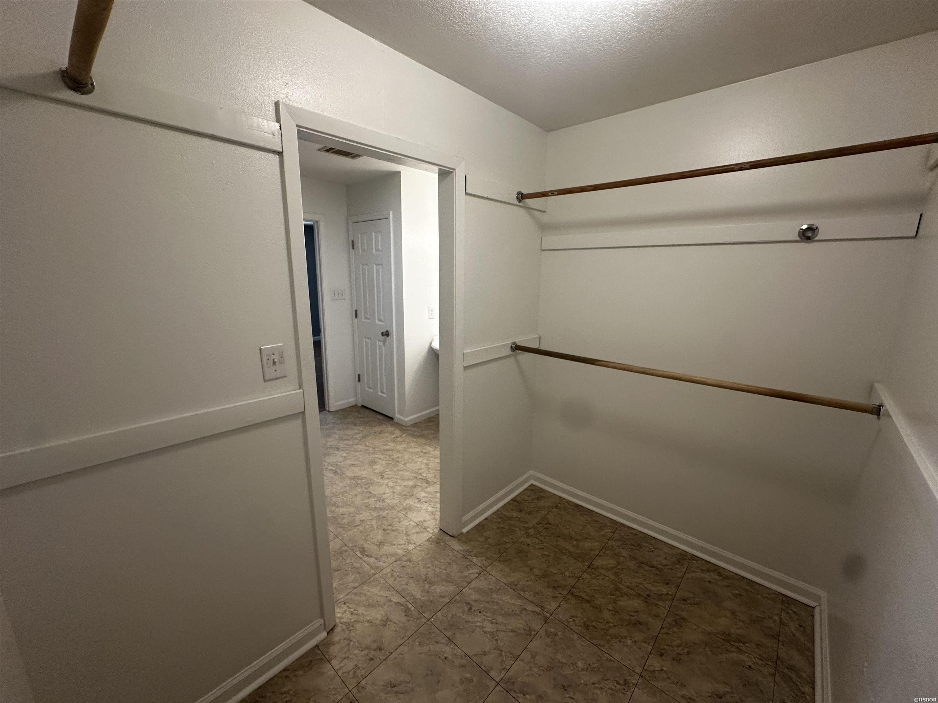 258 Dingler Road Property Photo 30