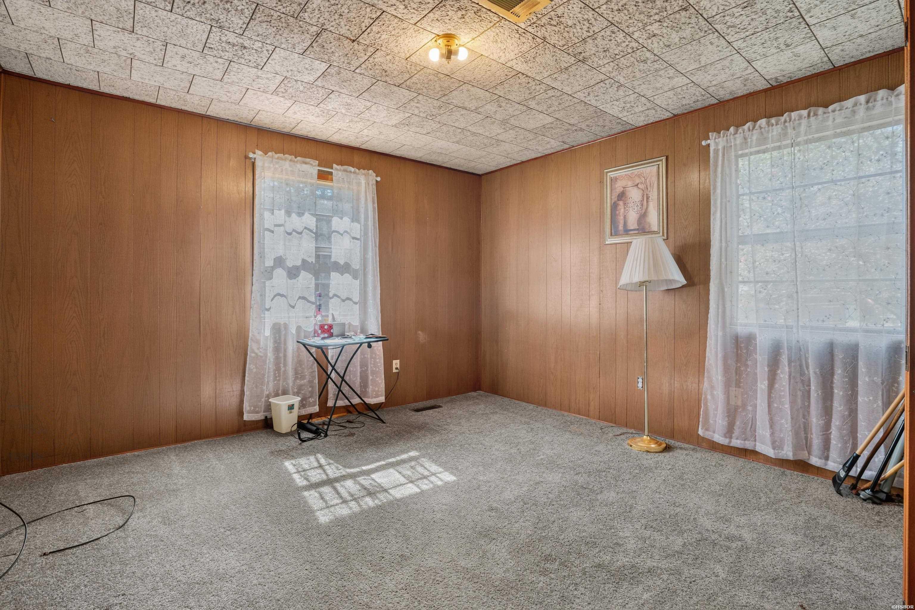 55 & 60 Wood Street Property Photo 23