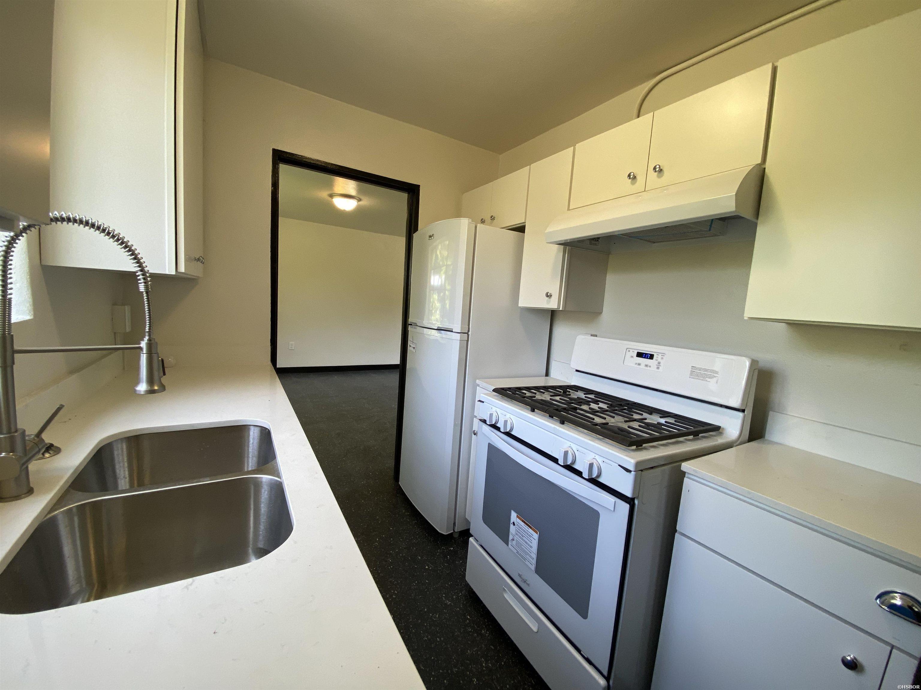 1007 Park Avenue Property Photo 10