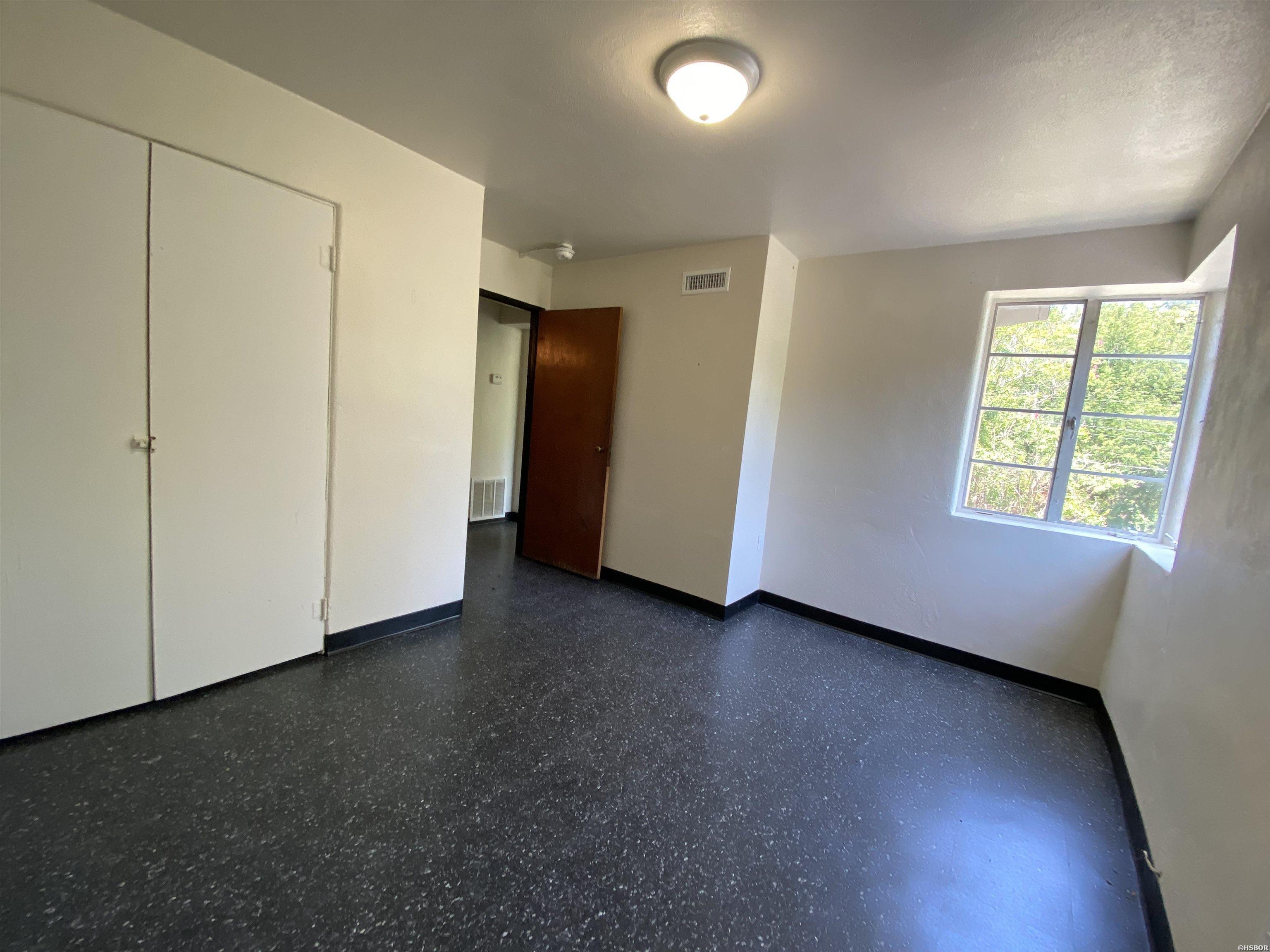 1007 Park Avenue Property Photo 16