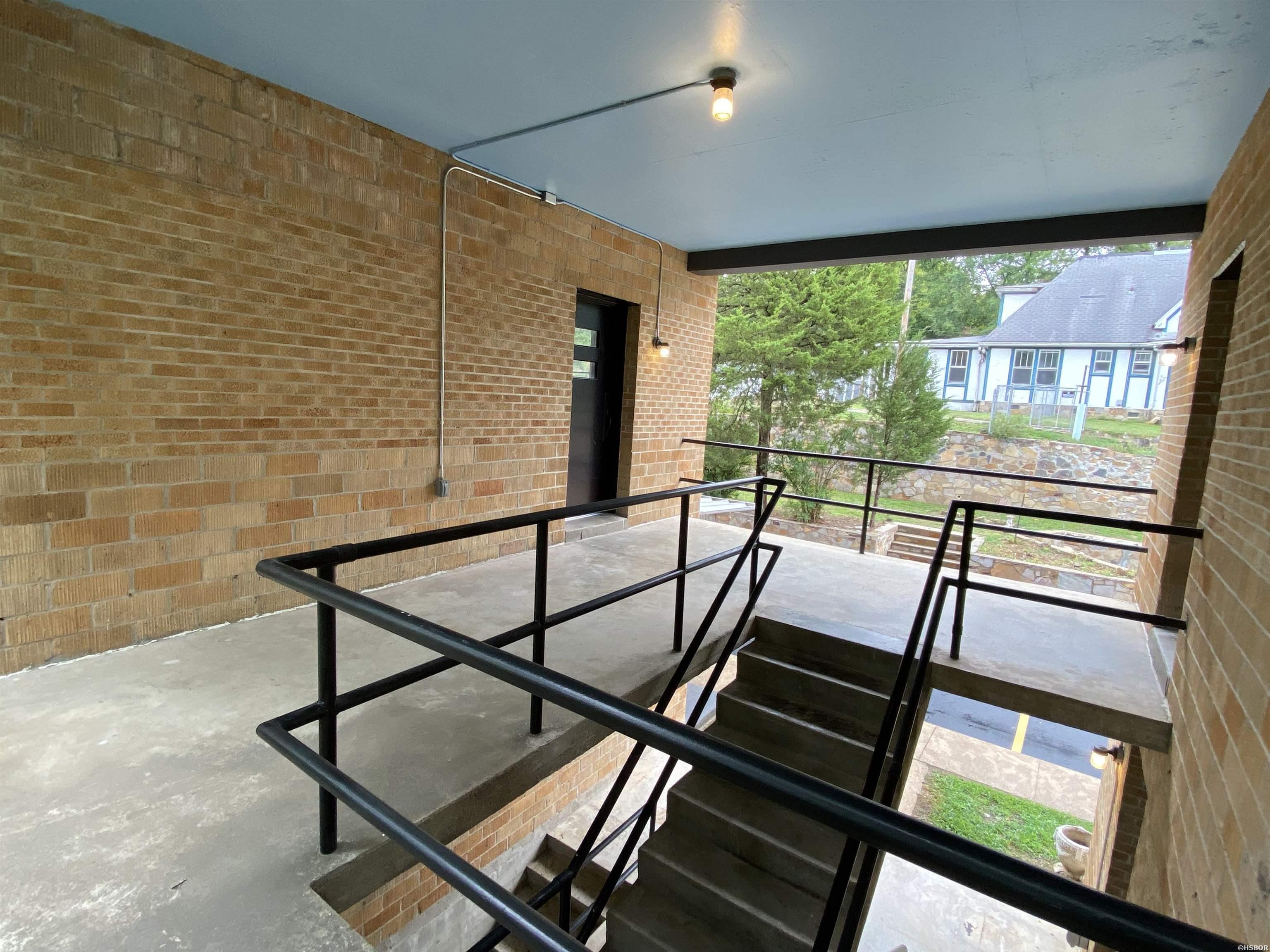 1007 Park Avenue Property Photo 28