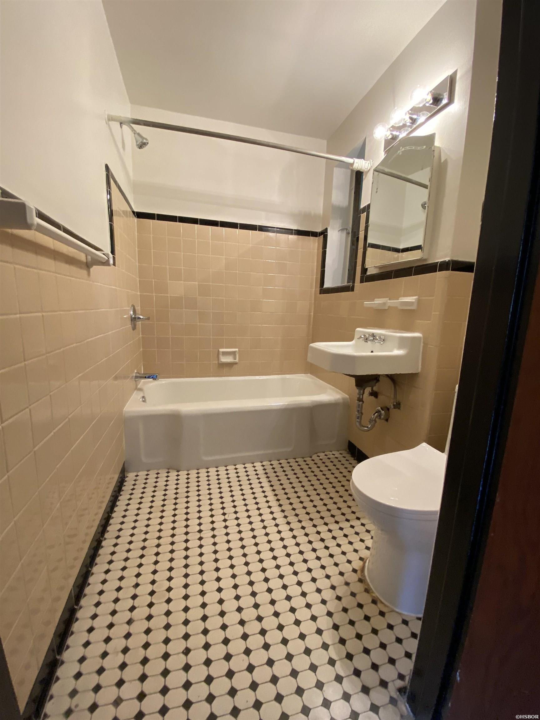 1007 Park Avenue Property Photo 29